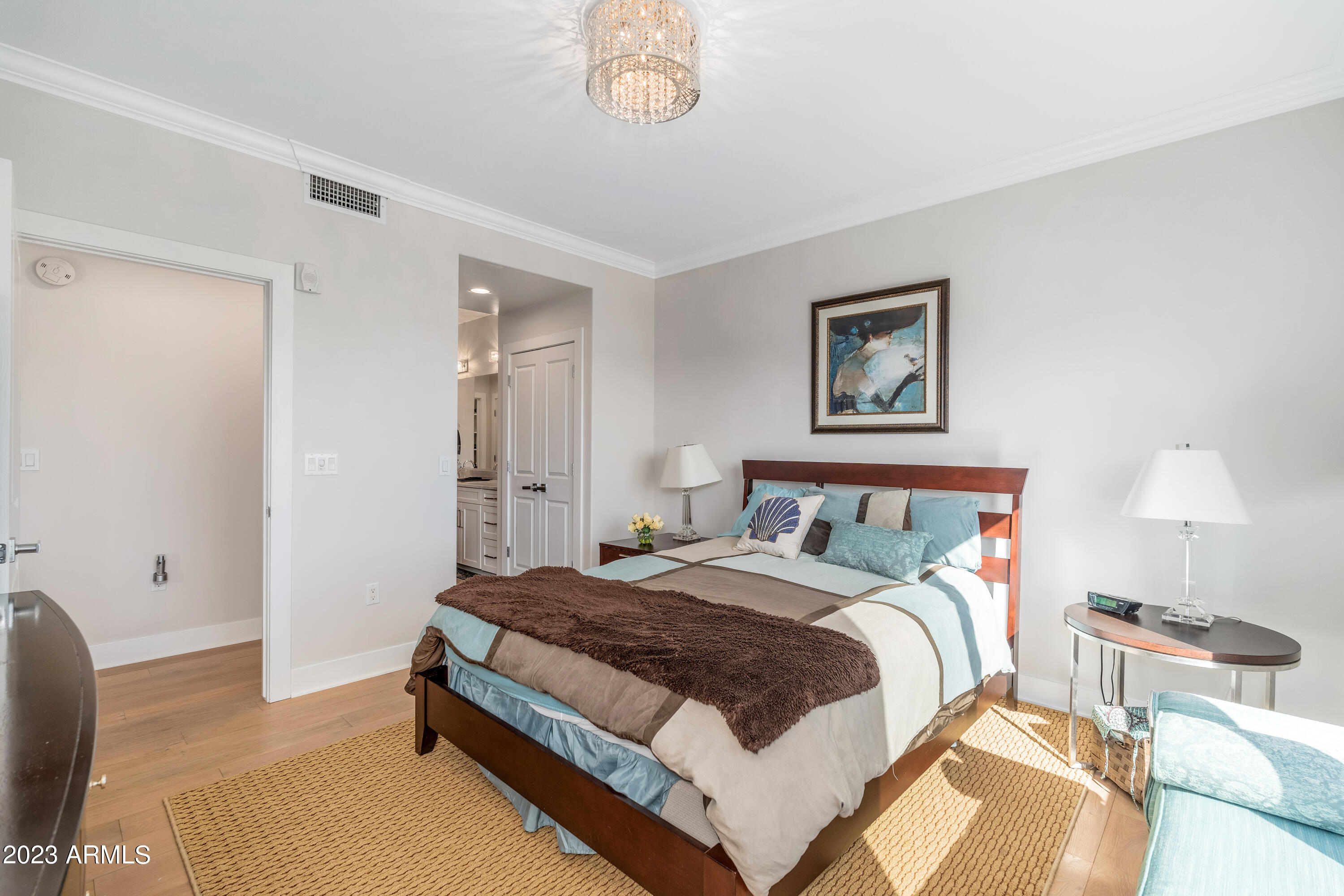 4805 N WOODMERE FAIRWAY -- # 3006