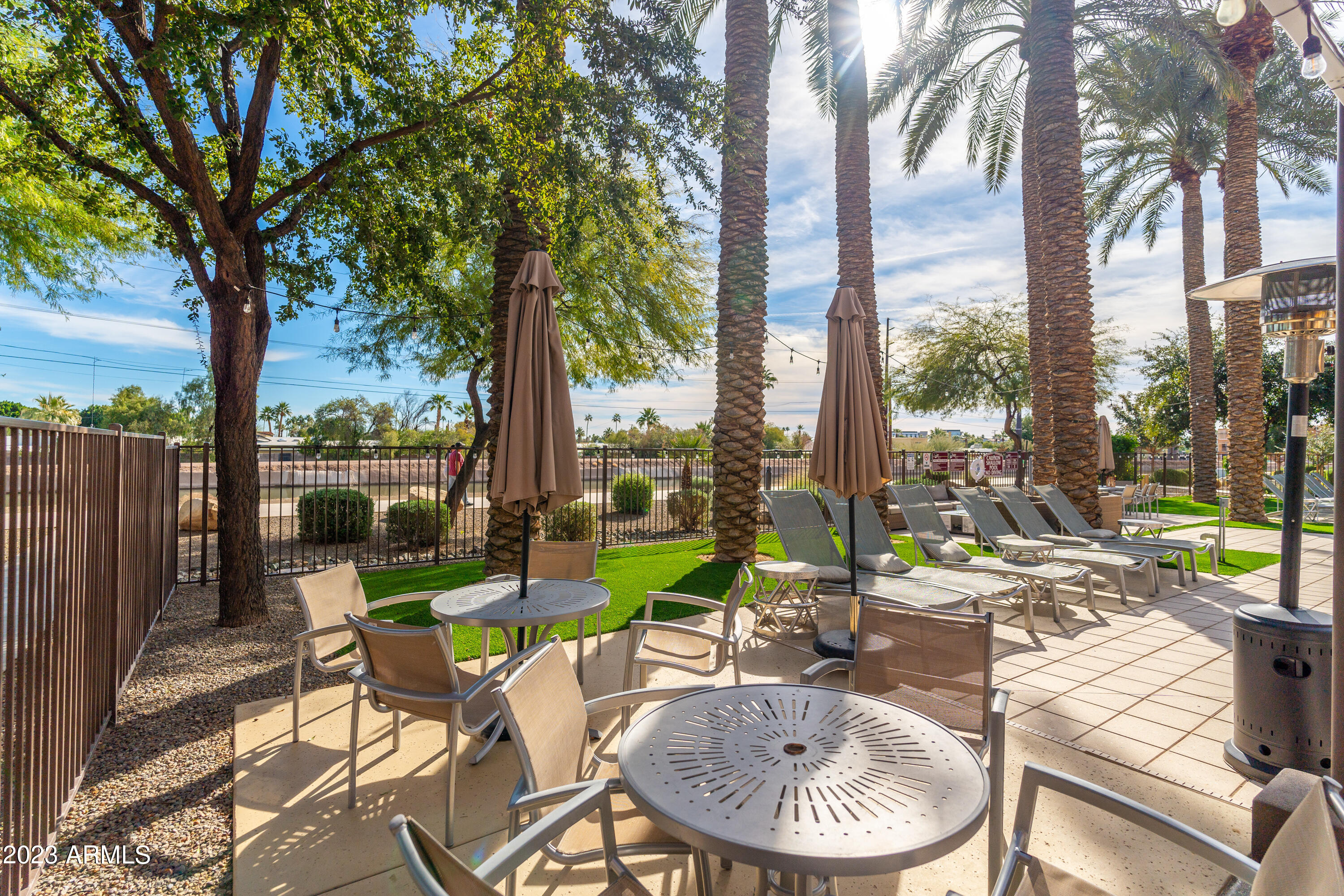 4805 N WOODMERE FAIRWAY -- # 3006