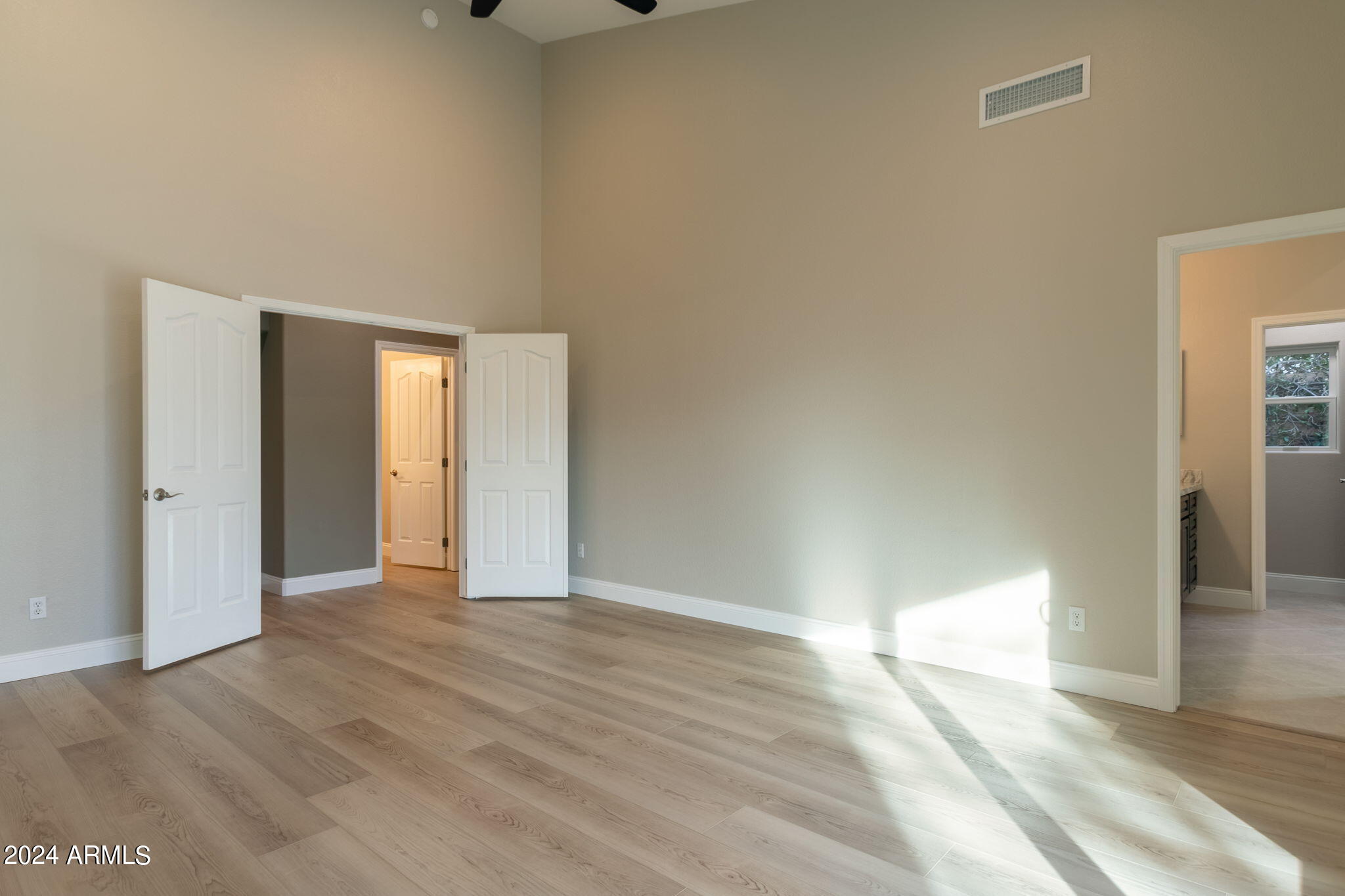 11127 E BLUE SKY Drive