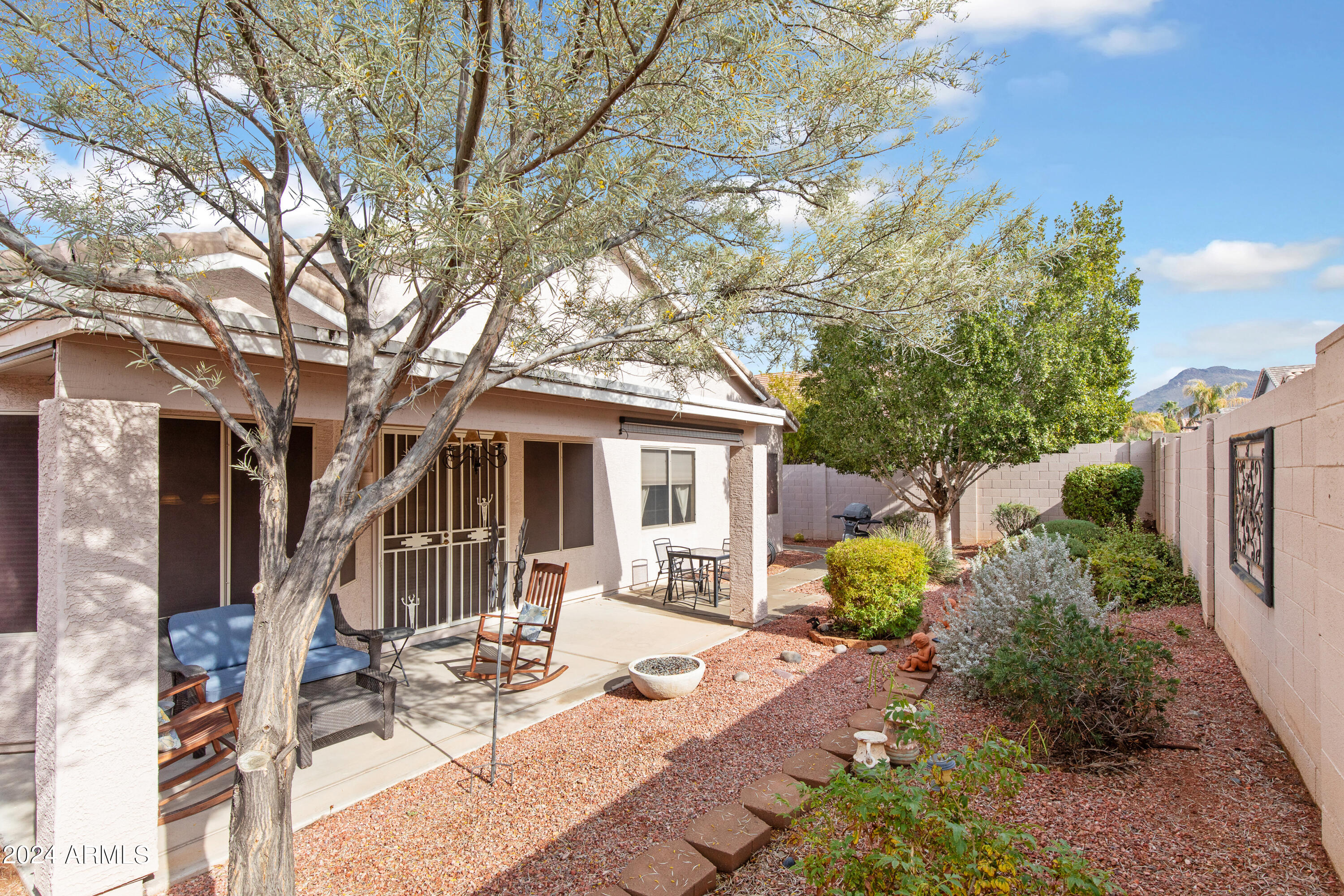 6889 W PASO Trail