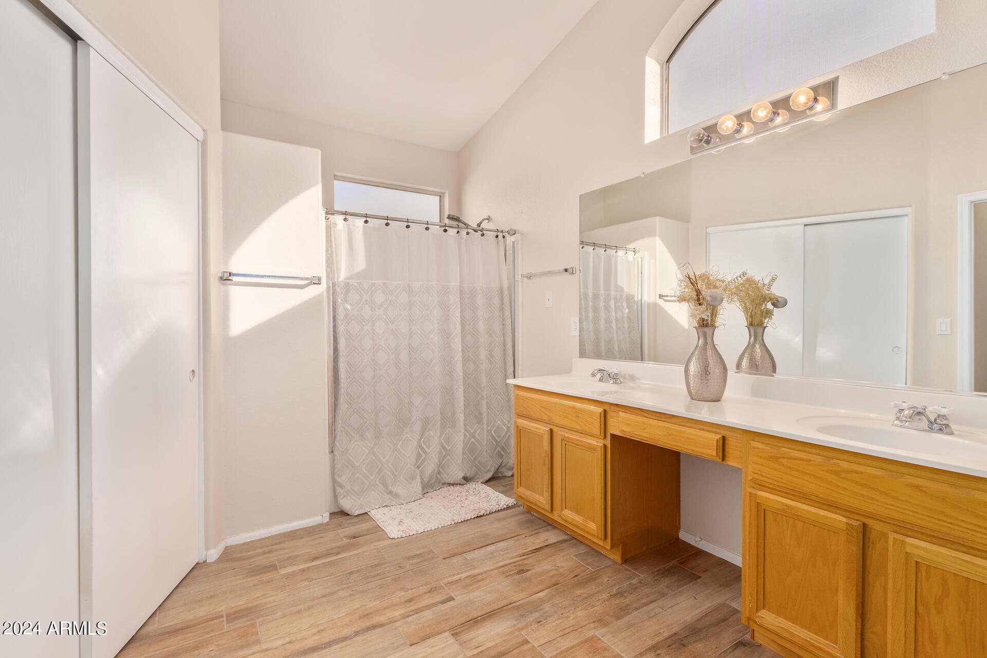 11529 W PICCADILLY Road