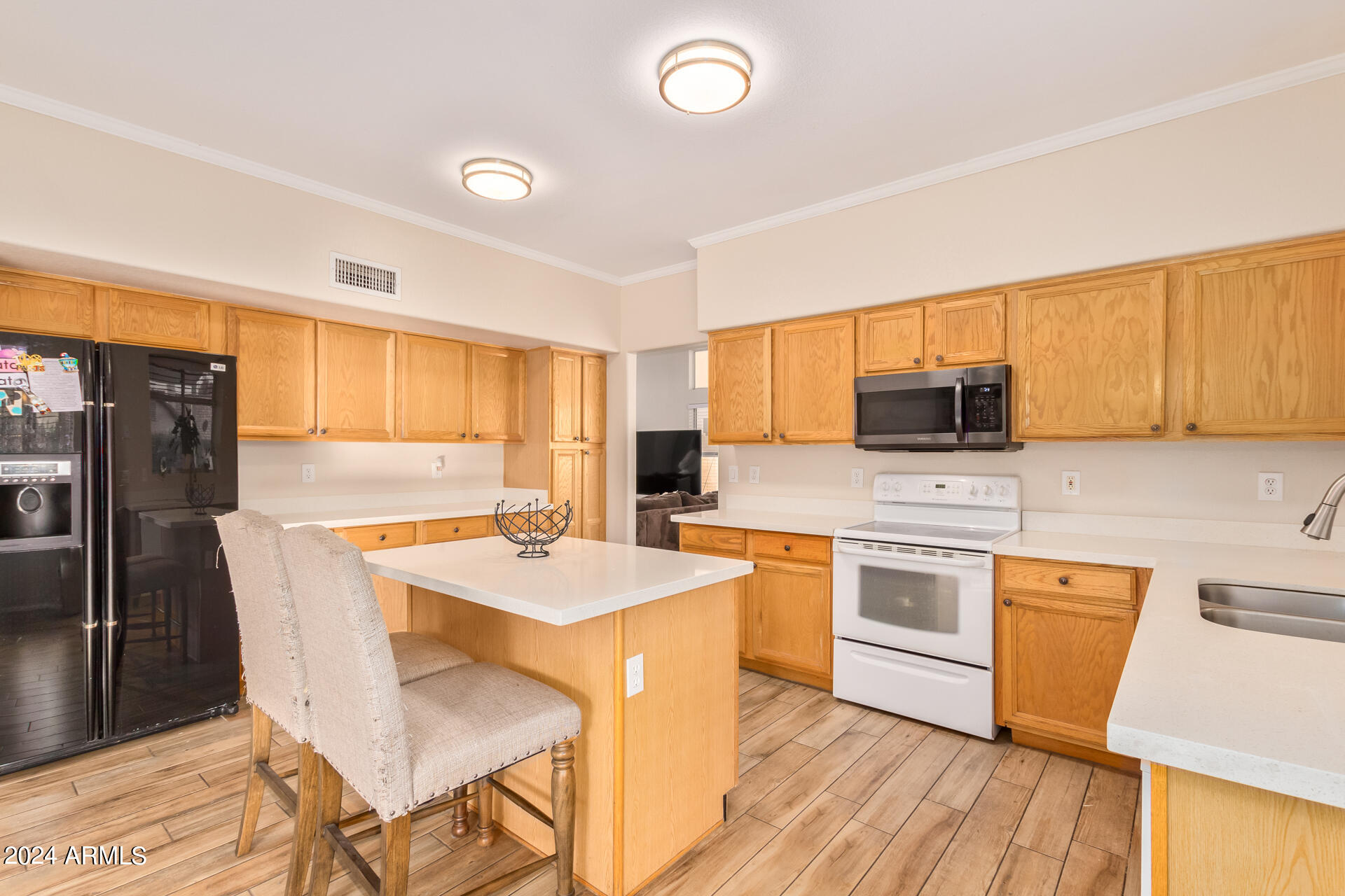 11529 W PICCADILLY Road