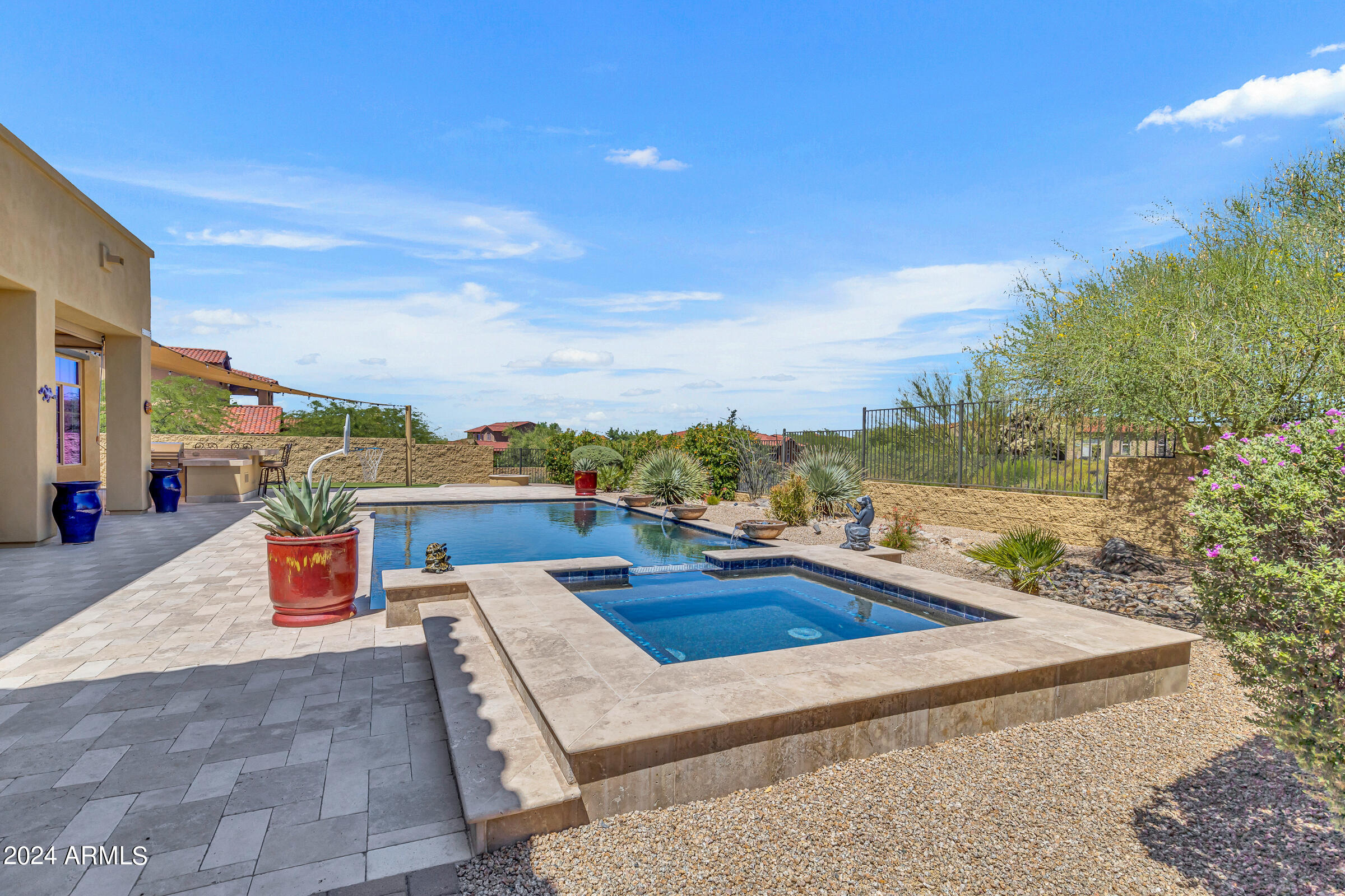 10998 E LOFTY POINT Road