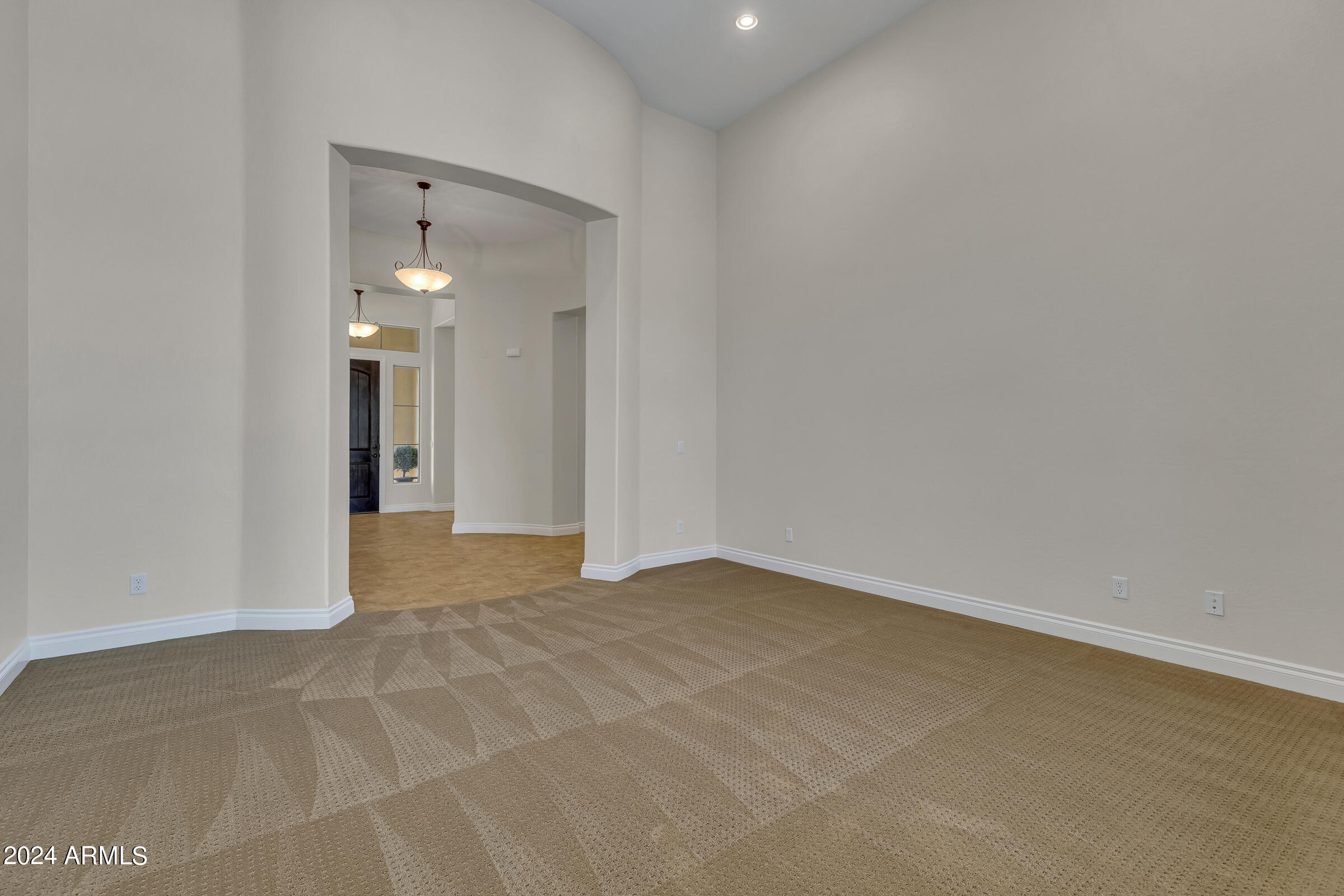 10998 E LOFTY POINT Road