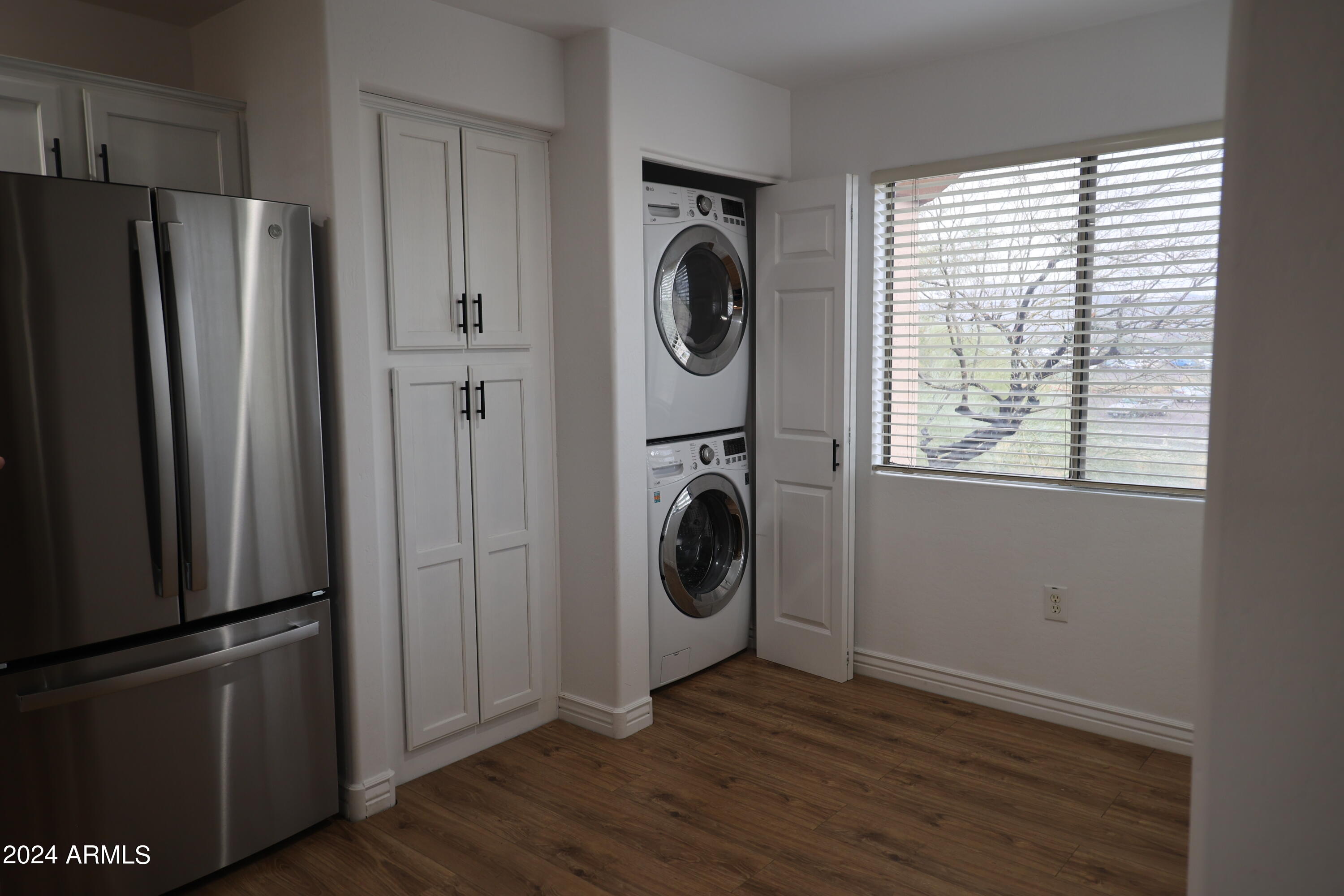 16801 N 94TH Street # 2060