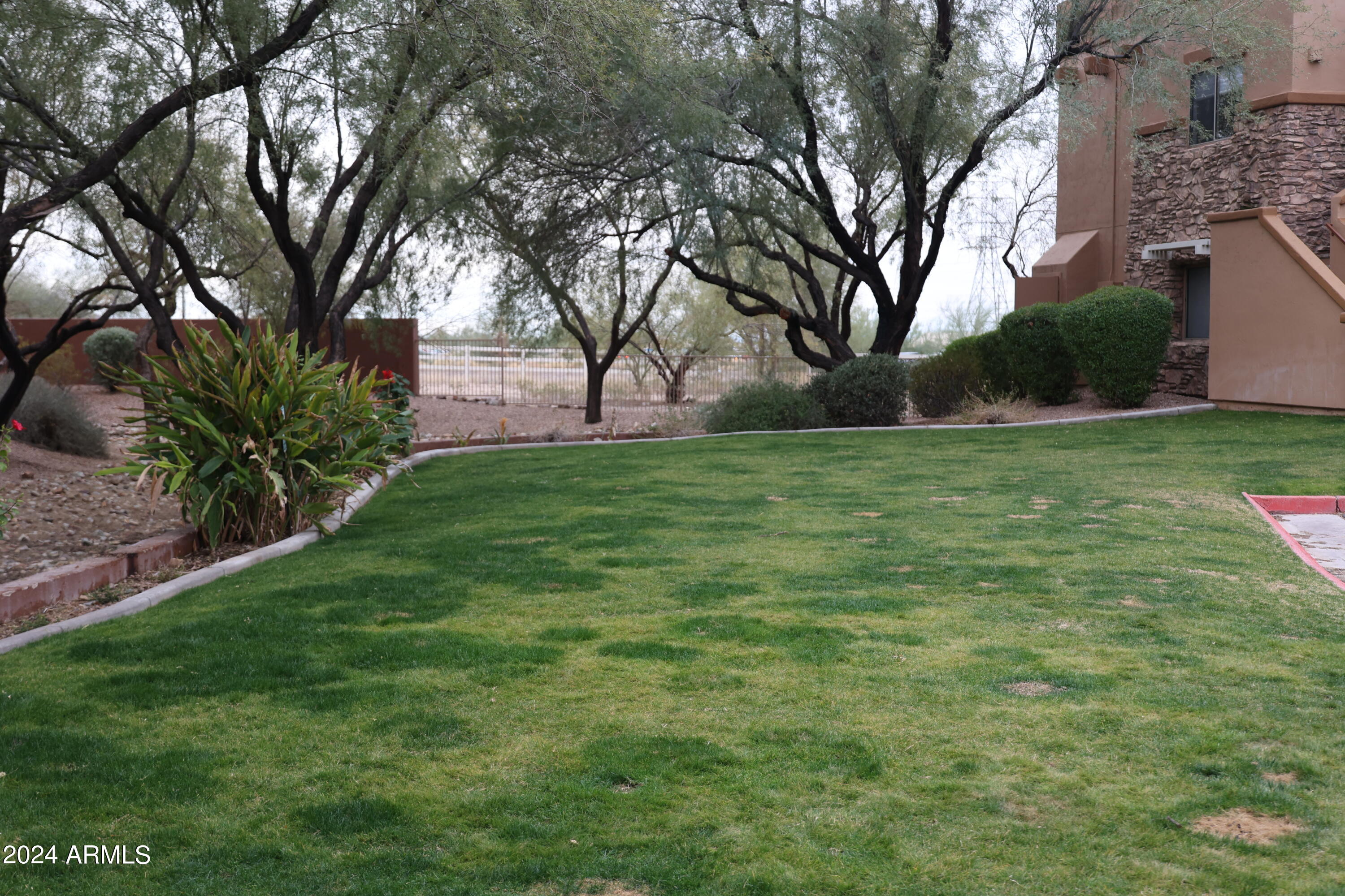 16801 N 94TH Street # 2060