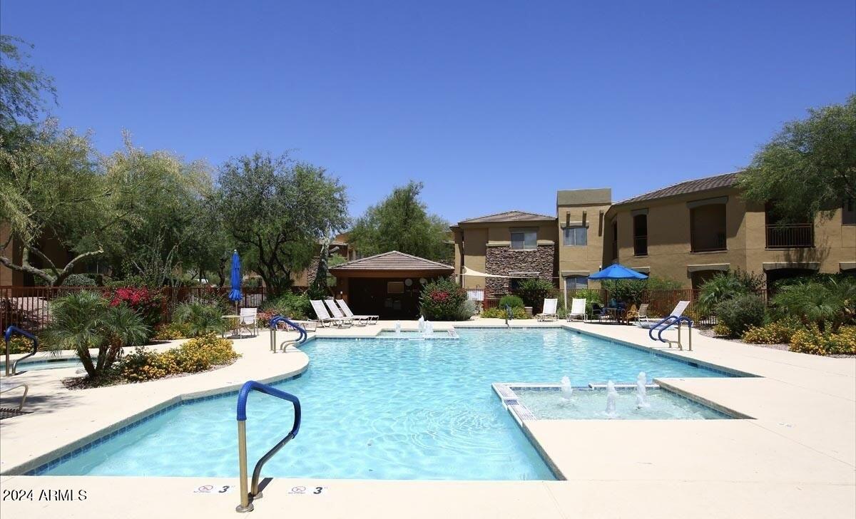 16801 N 94TH Street # 2060