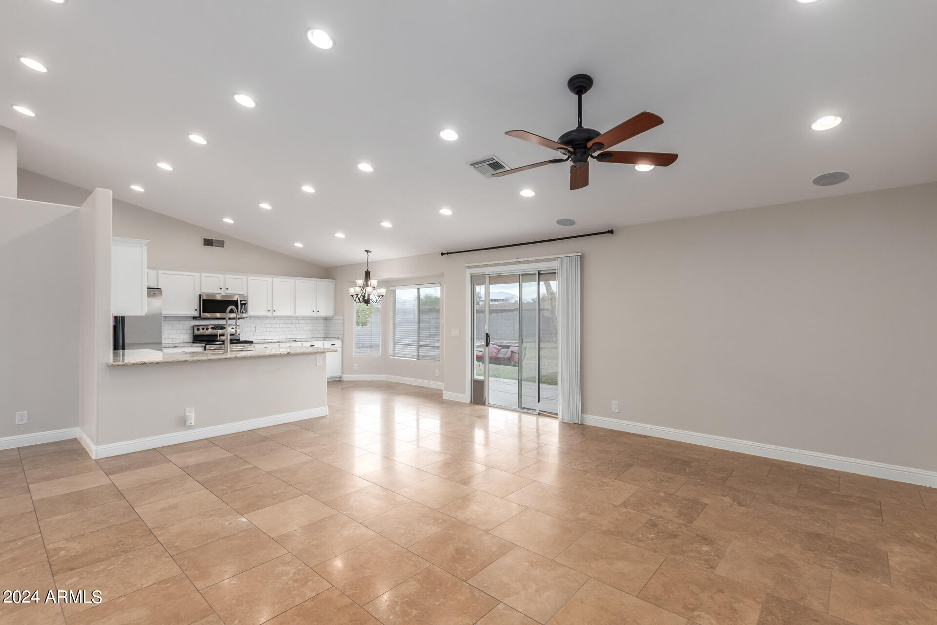 10546 E CAROL Avenue E