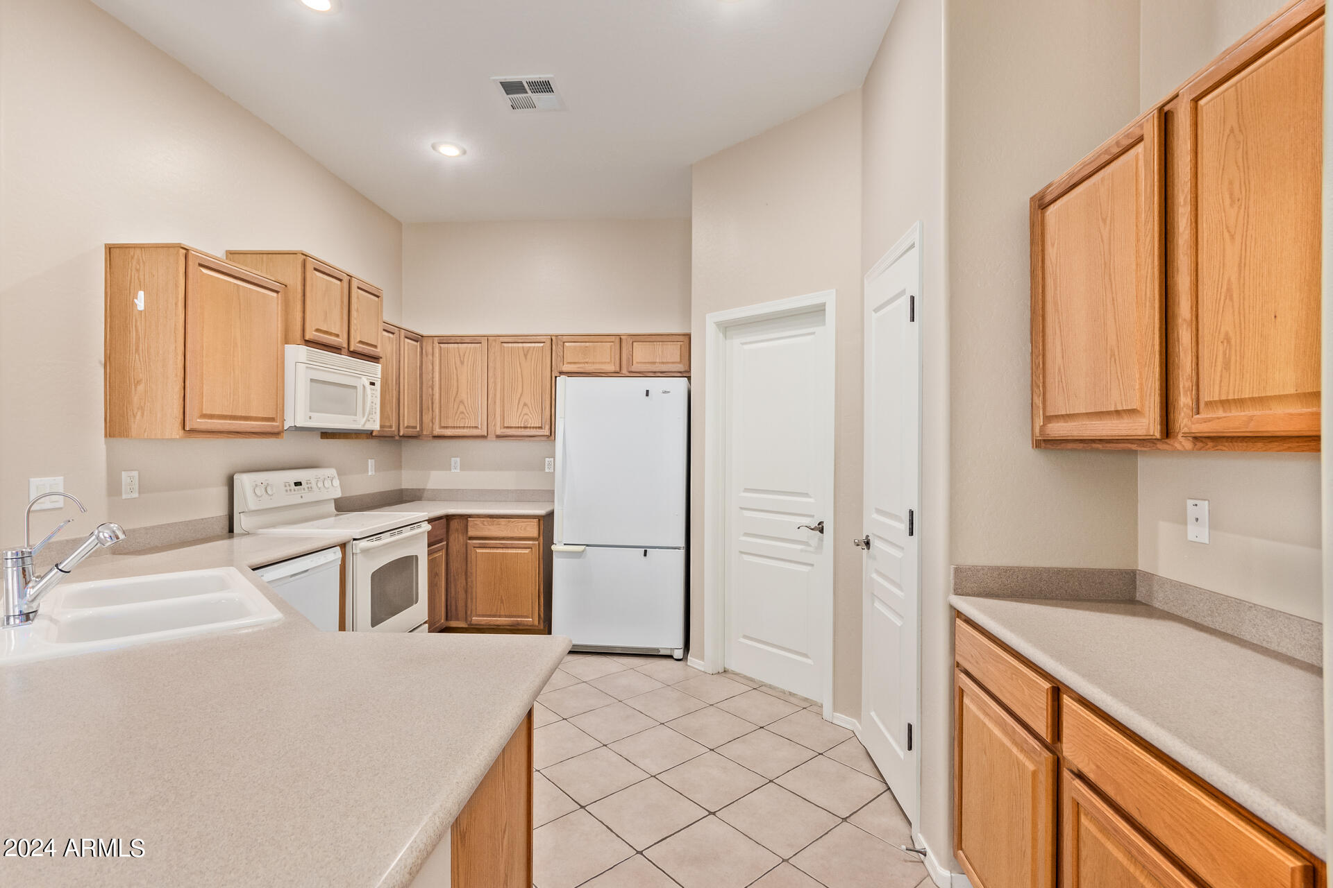 25 S QUINN Circle S # 32