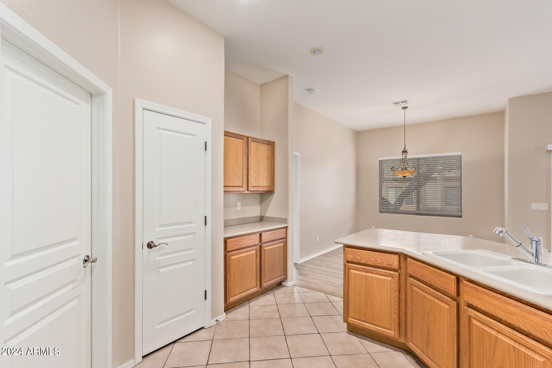 25 S QUINN Circle S # 32