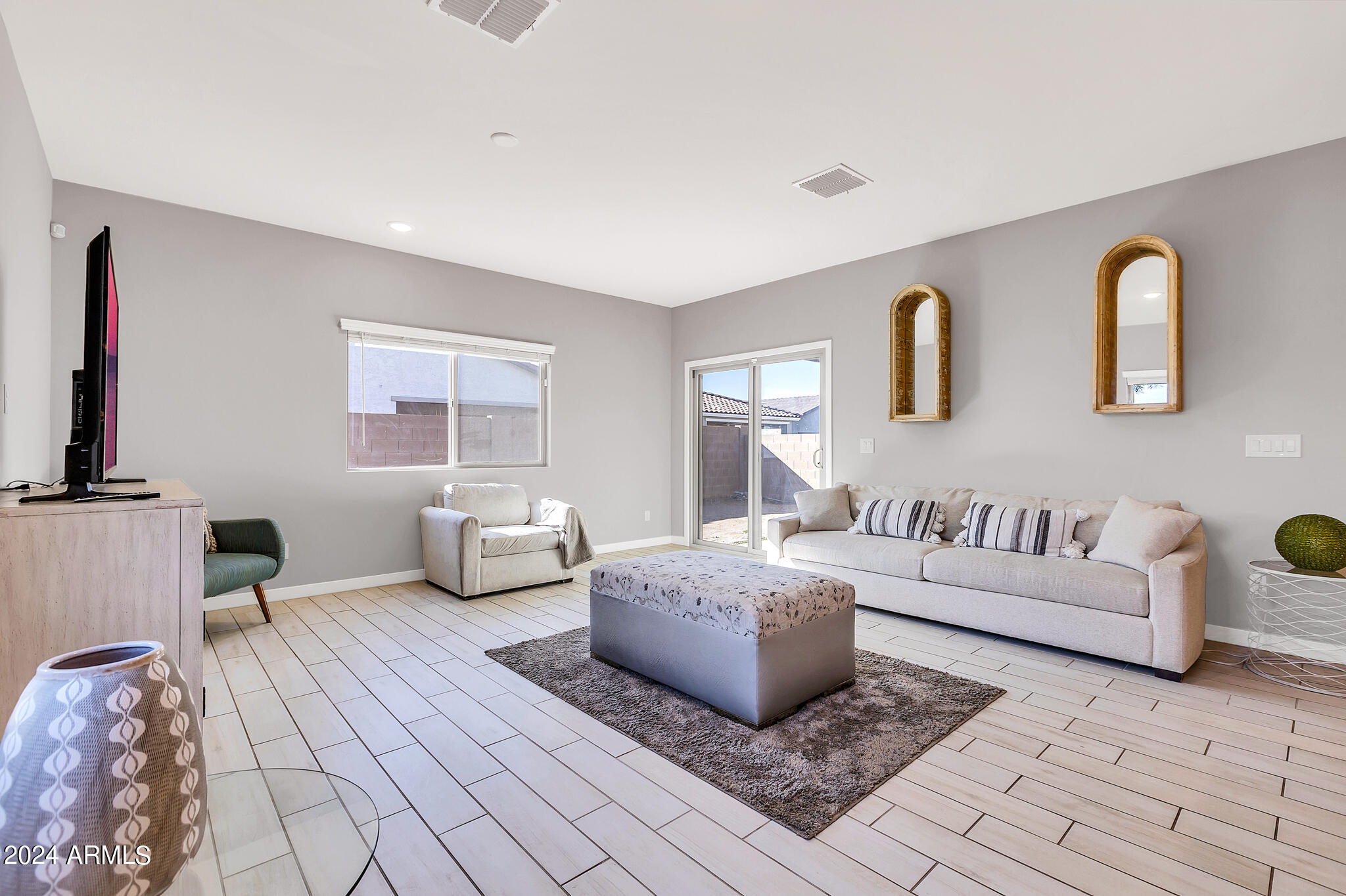 2773 E SEQUOIA Drive