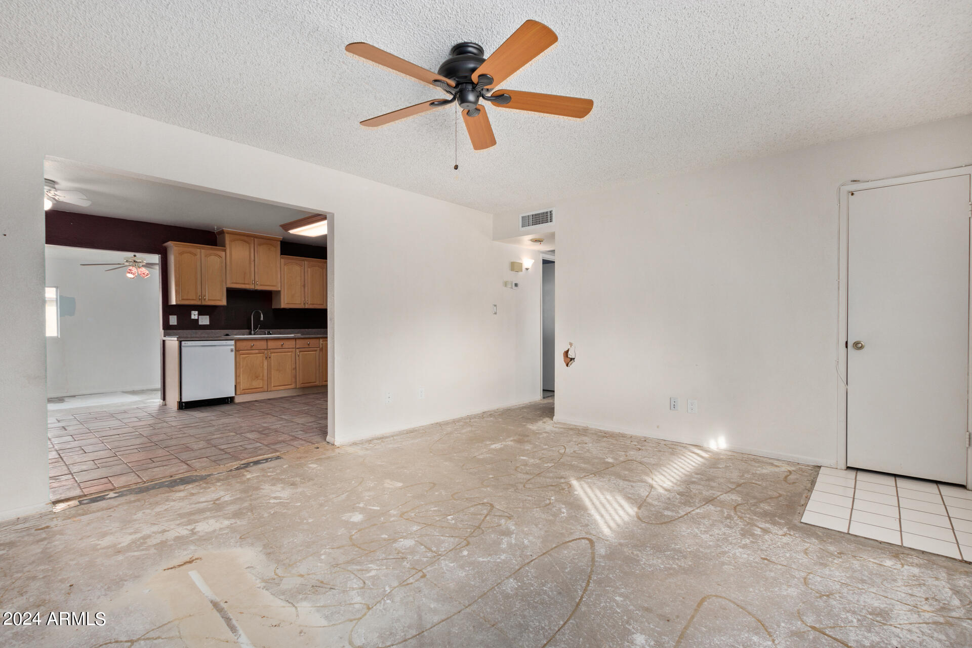 3314 W MARCO POLO Road