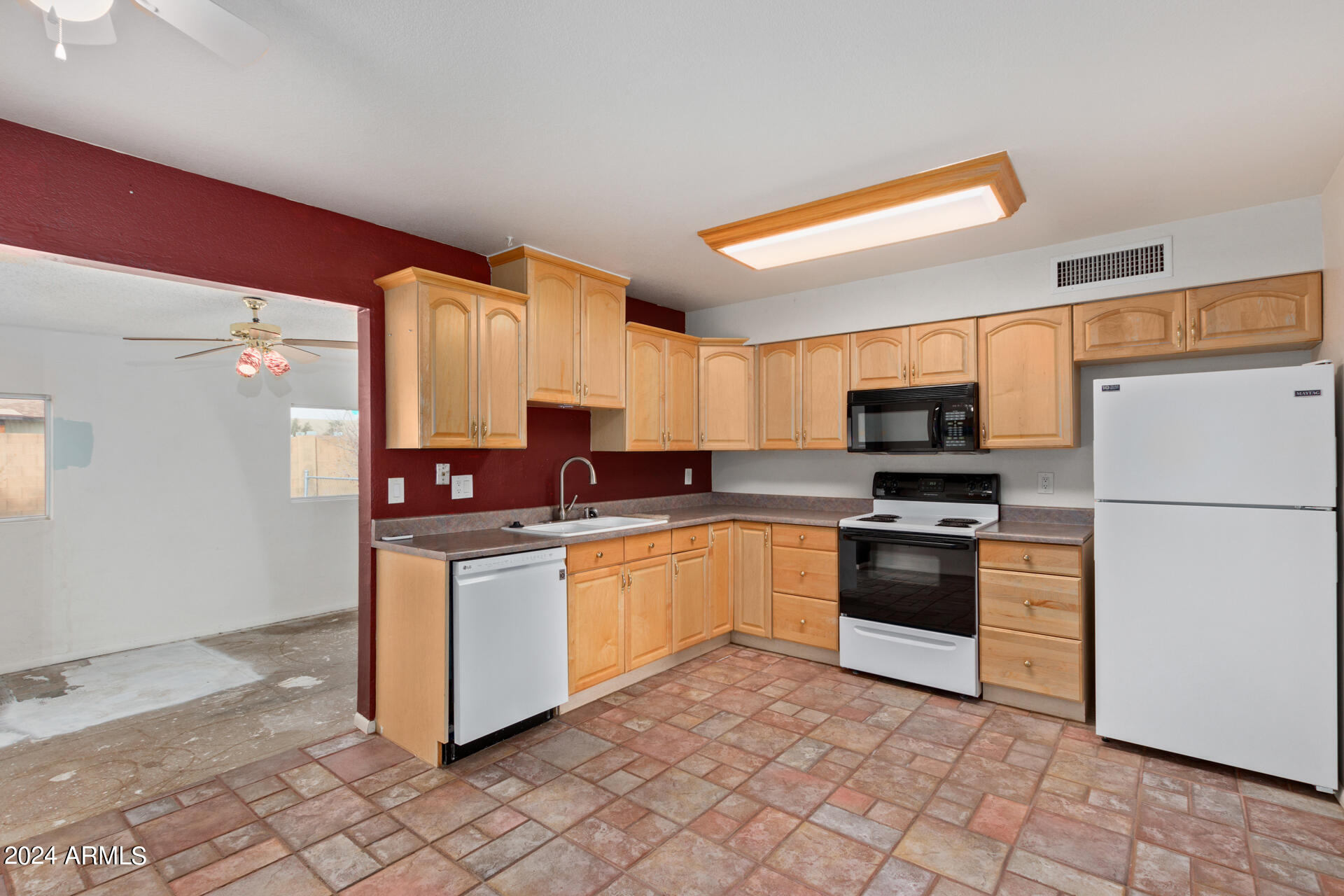 3314 W MARCO POLO Road