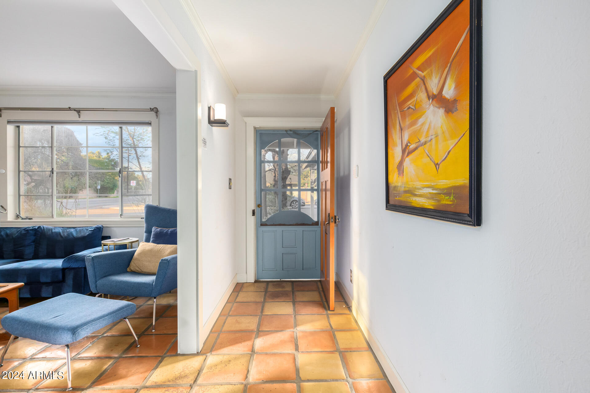 543 W 15TH Street W