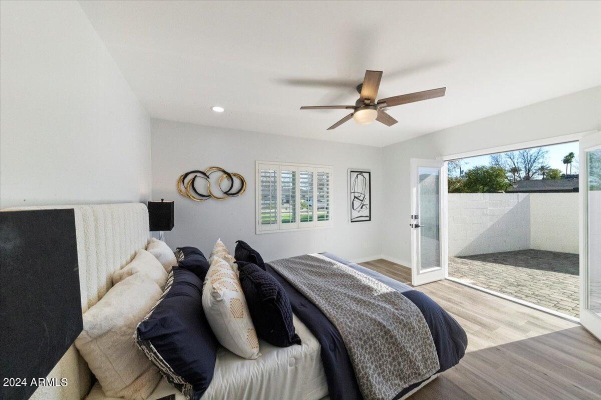 5232 N 14TH Place