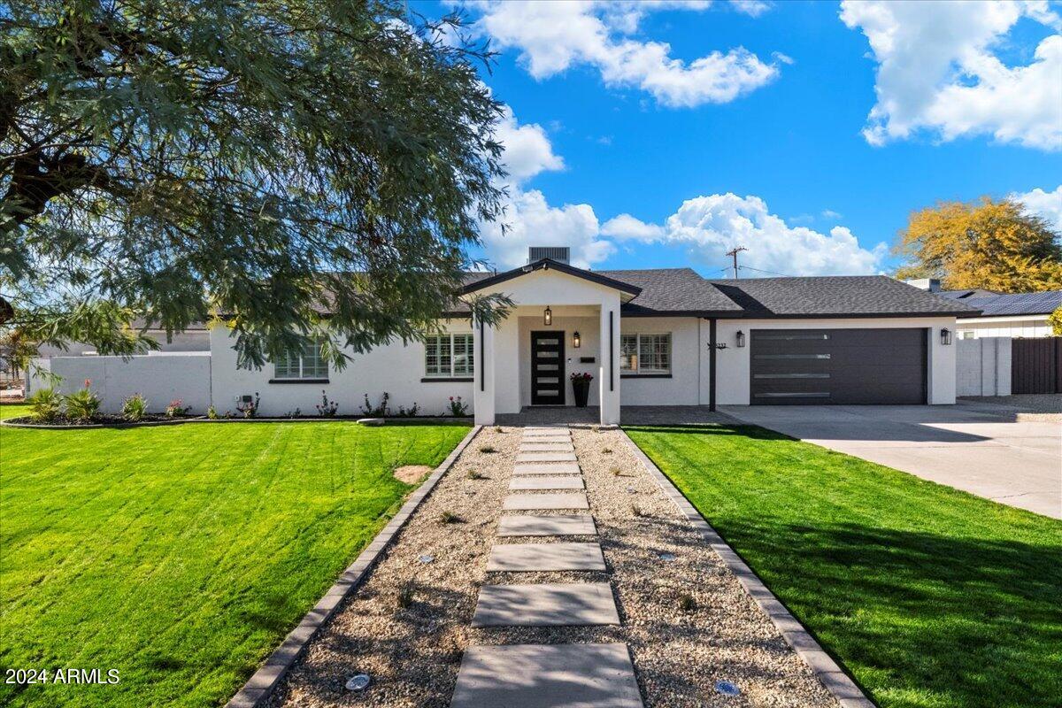 5232 N 14TH Place