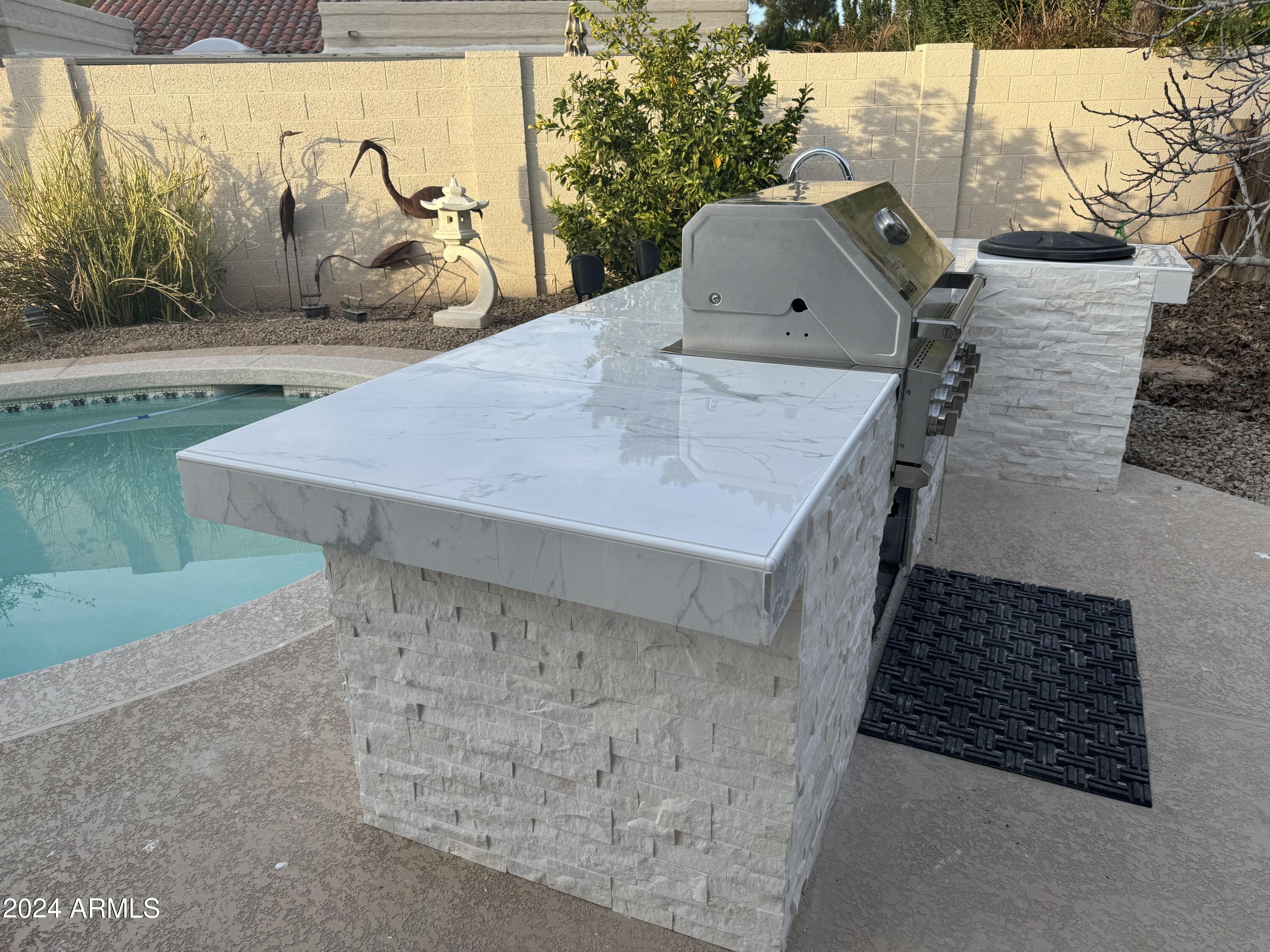 7330 E Griswold Road