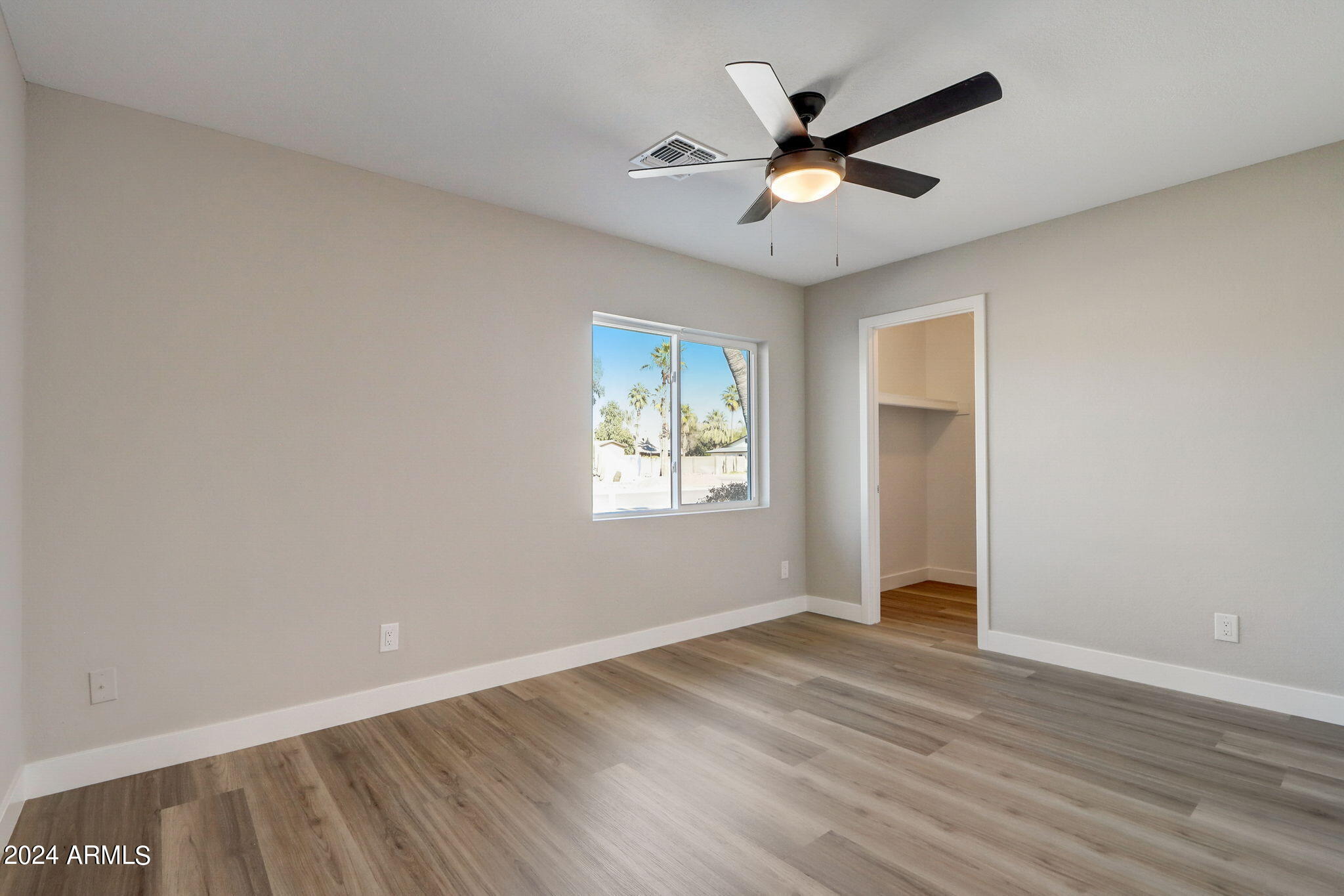 5221 E TIERRA BUENA Lane