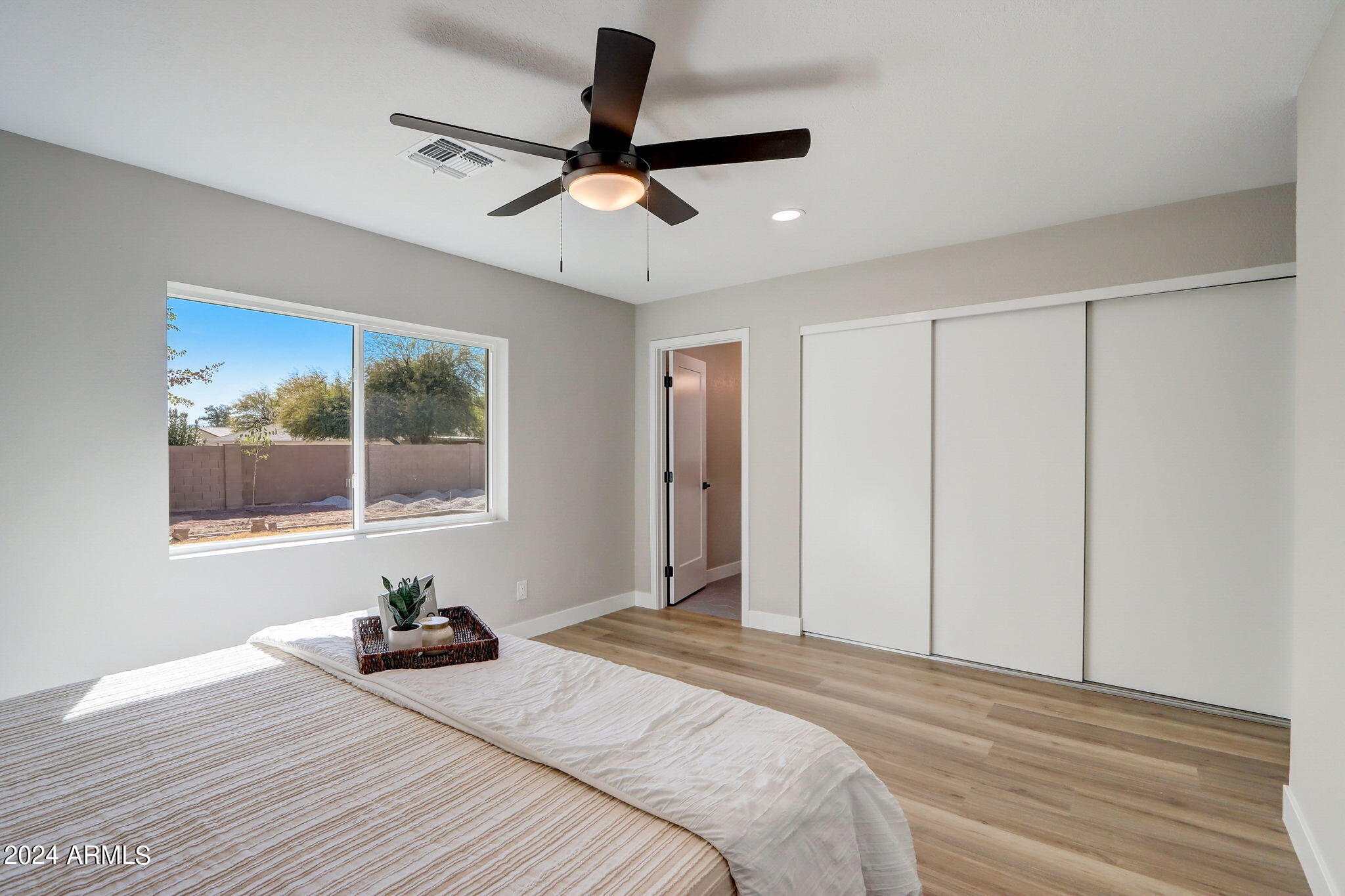 5221 E TIERRA BUENA Lane
