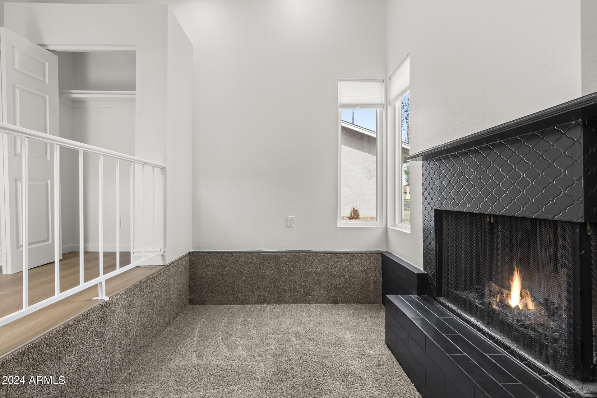 1018 S SANTA BARBARA --