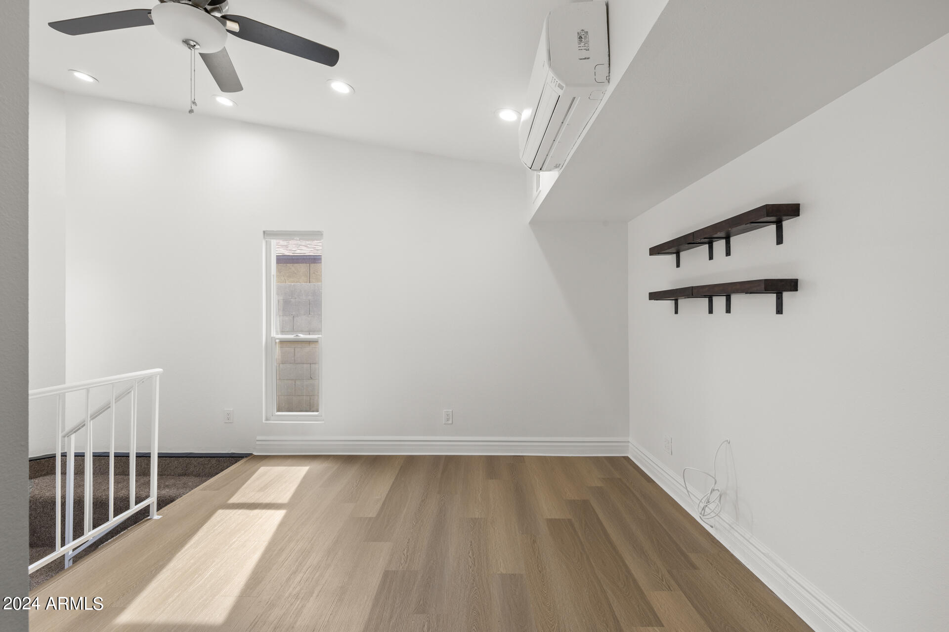 1018 S SANTA BARBARA --