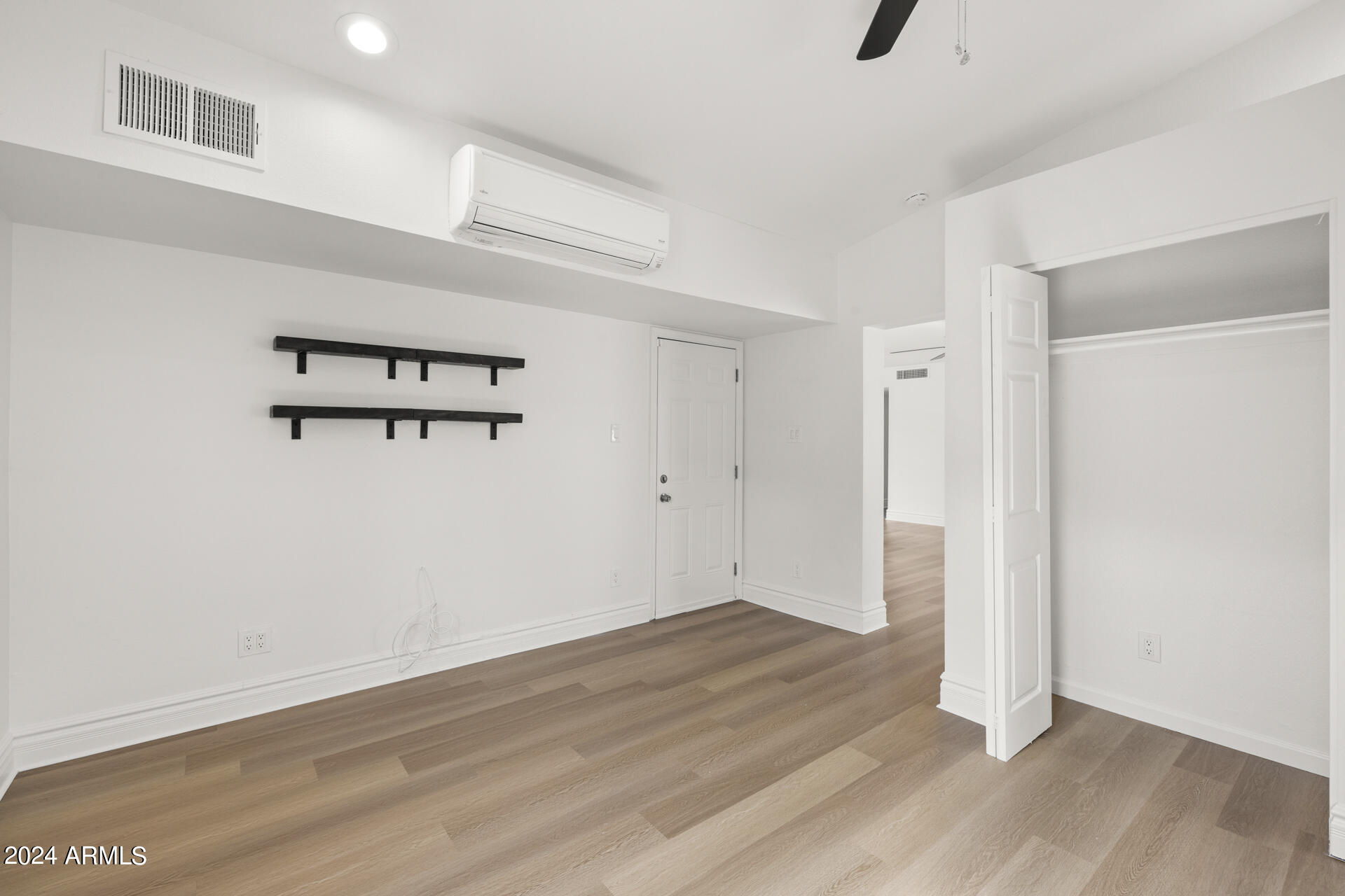 1018 S SANTA BARBARA --