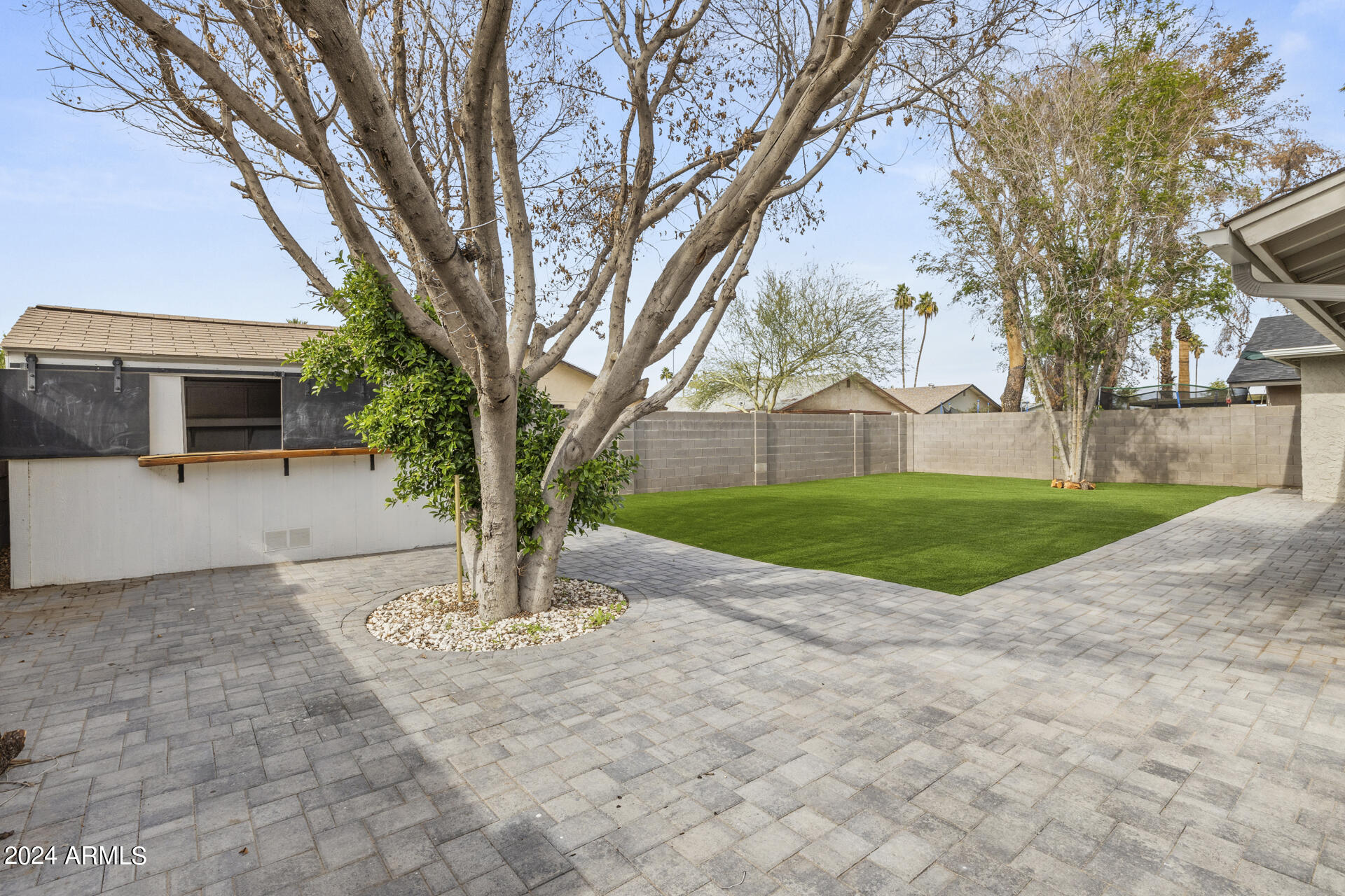 1018 S SANTA BARBARA --