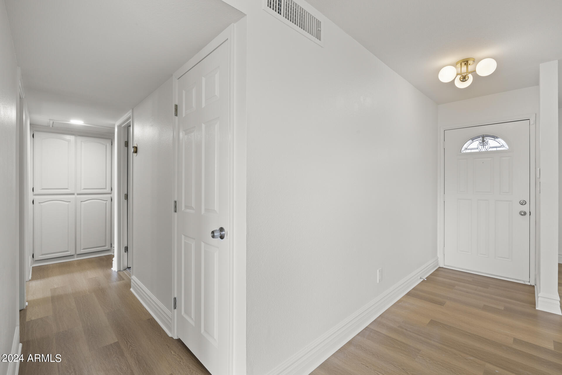 1018 S SANTA BARBARA --