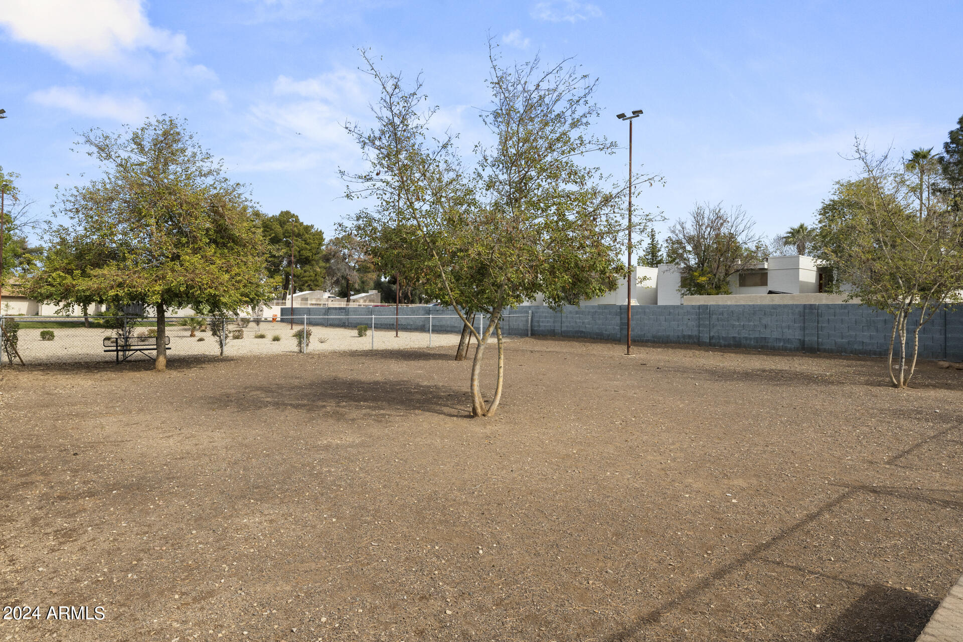 1018 S SANTA BARBARA --