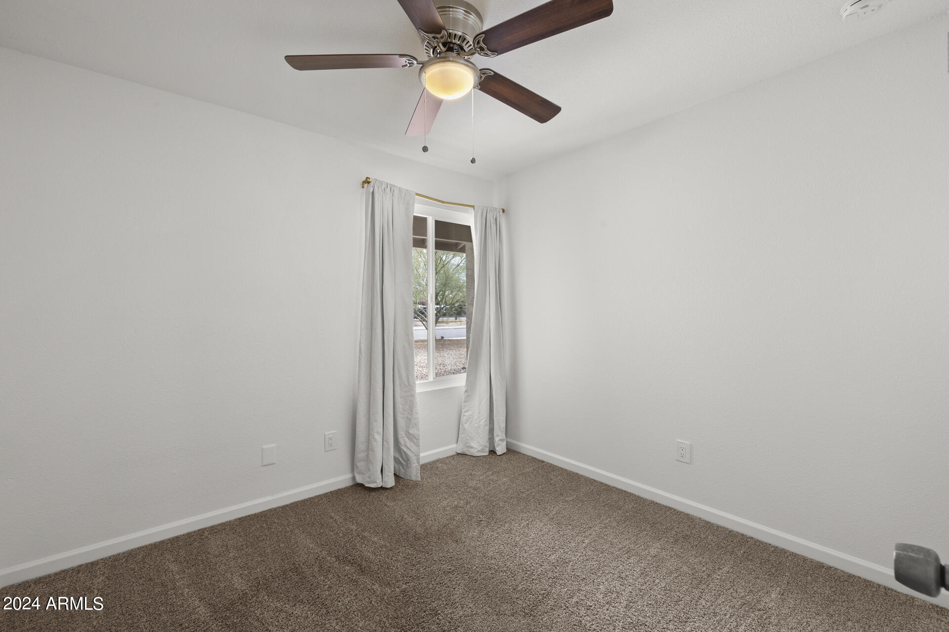 1018 S SANTA BARBARA --