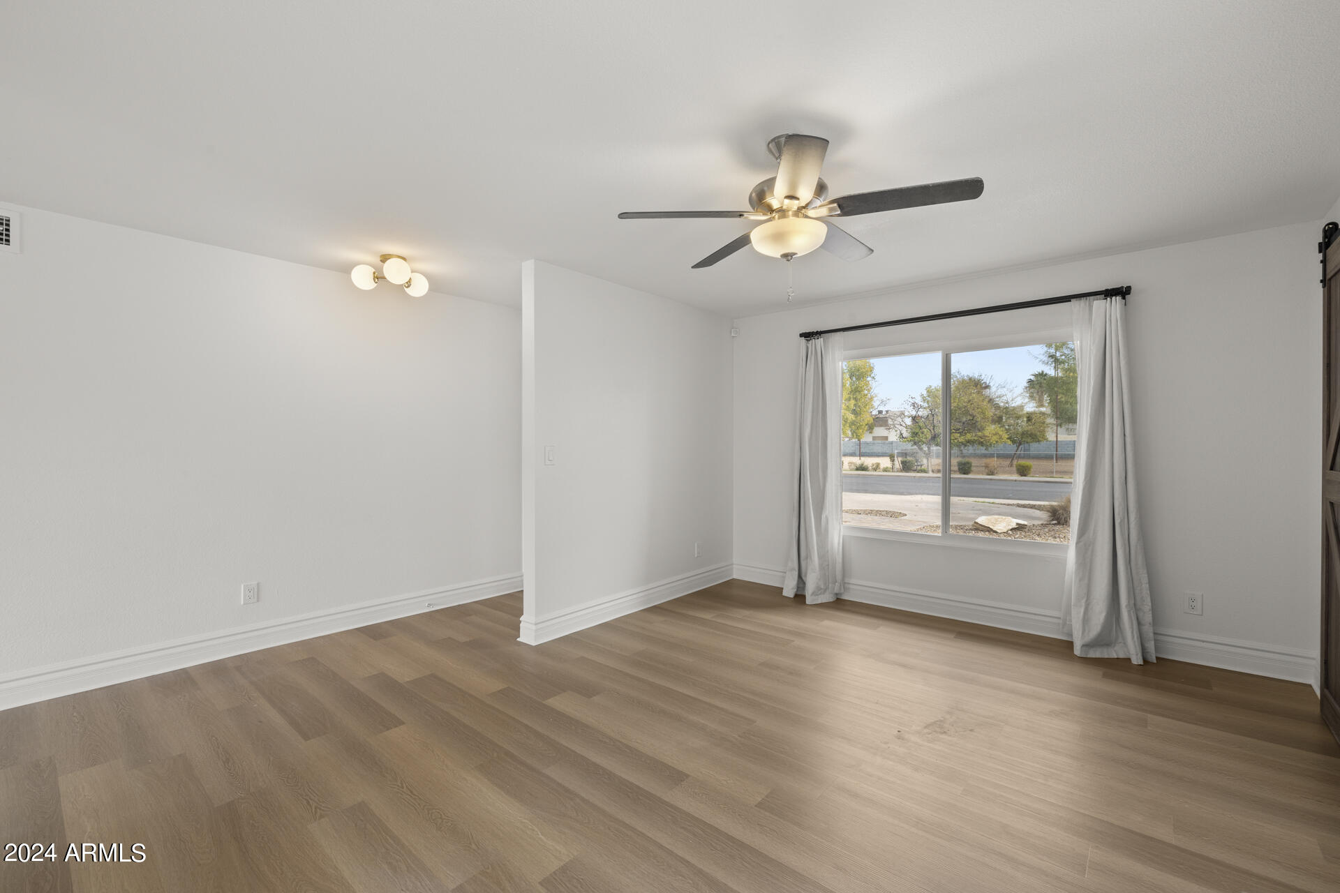 1018 S SANTA BARBARA --