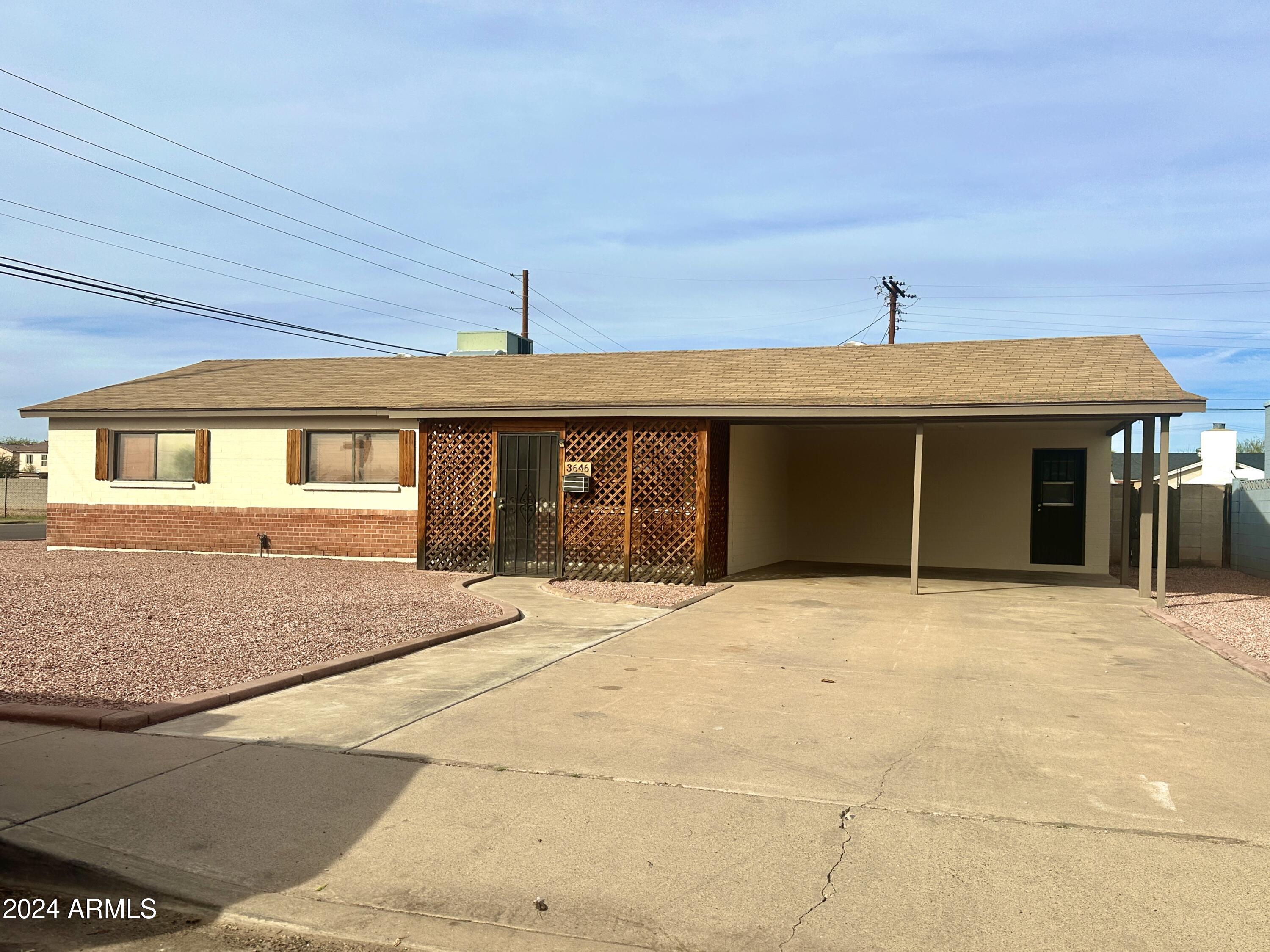 3646 W COLTER Street