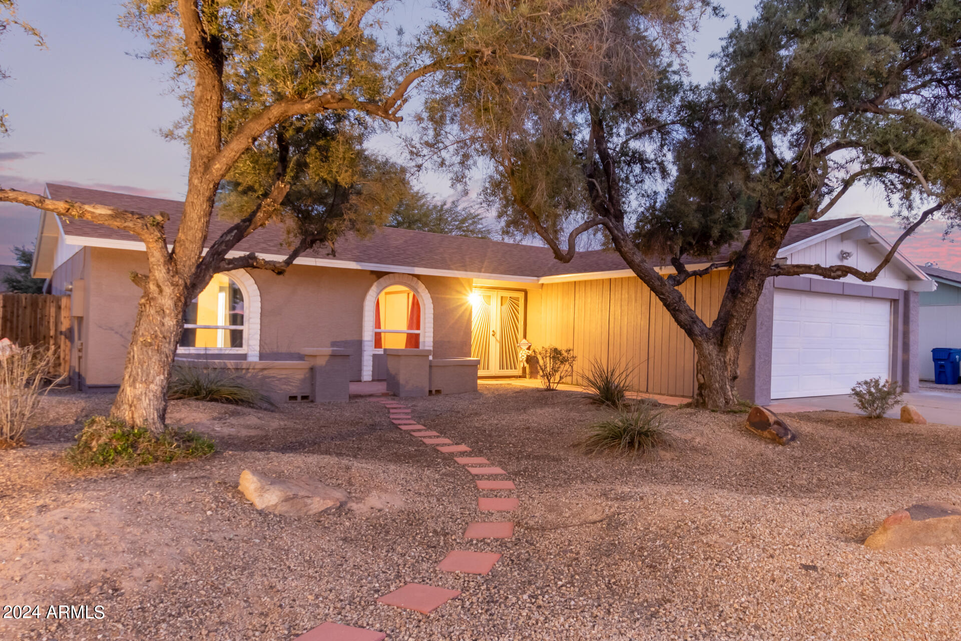 3039 S LONGMORE --