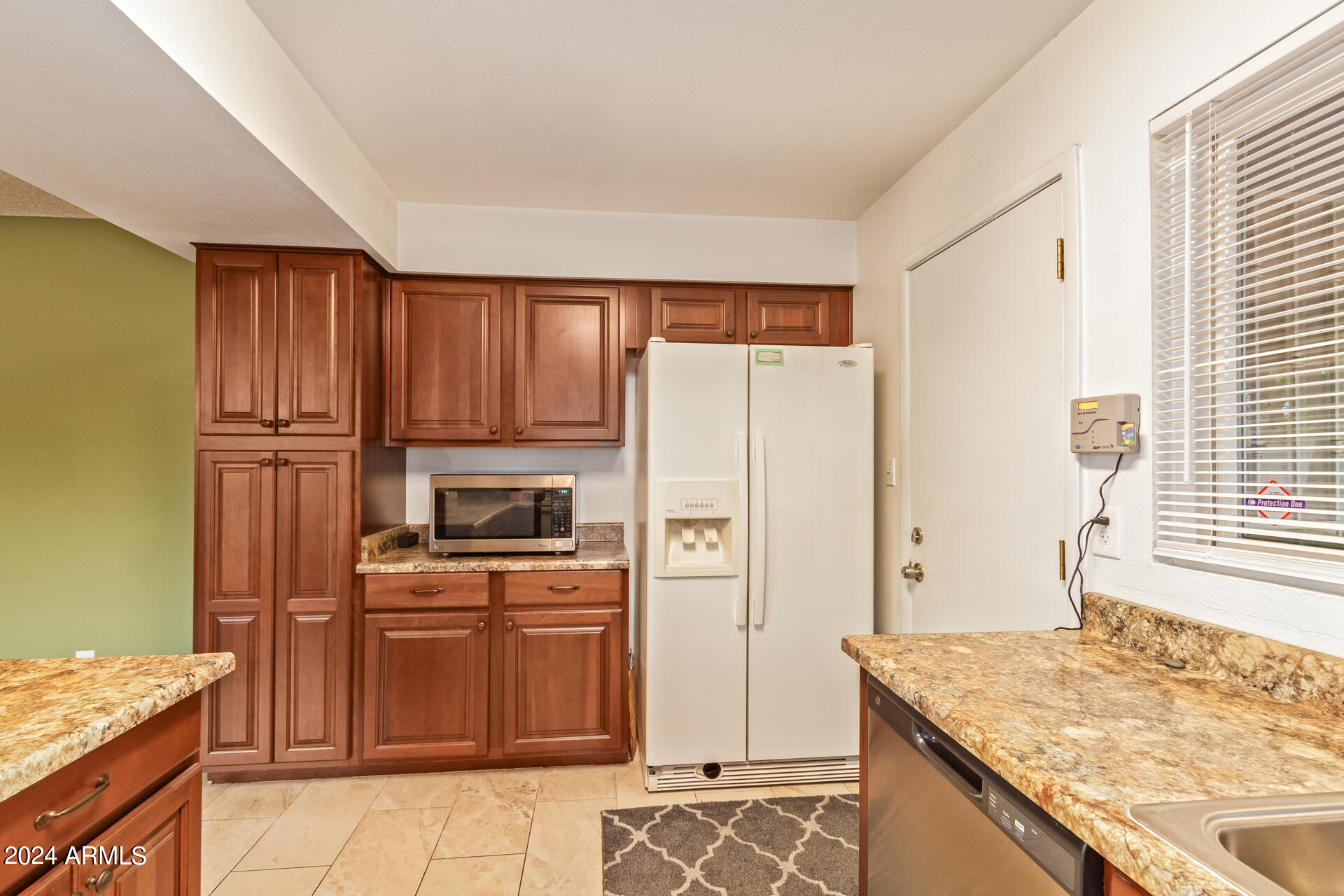 3039 S LONGMORE --