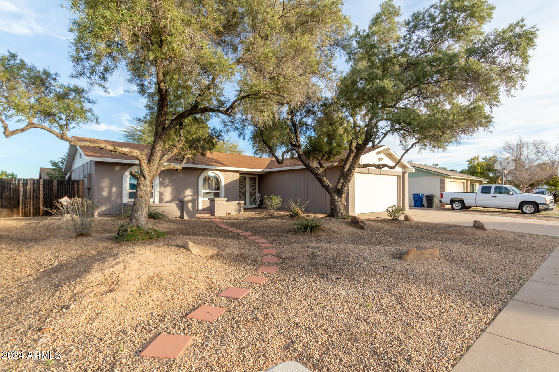 3039 S LONGMORE --
