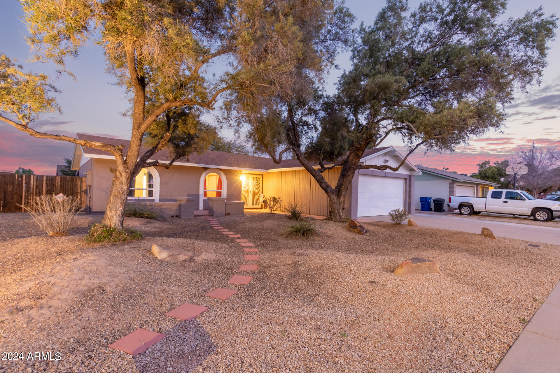 3039 S LONGMORE --