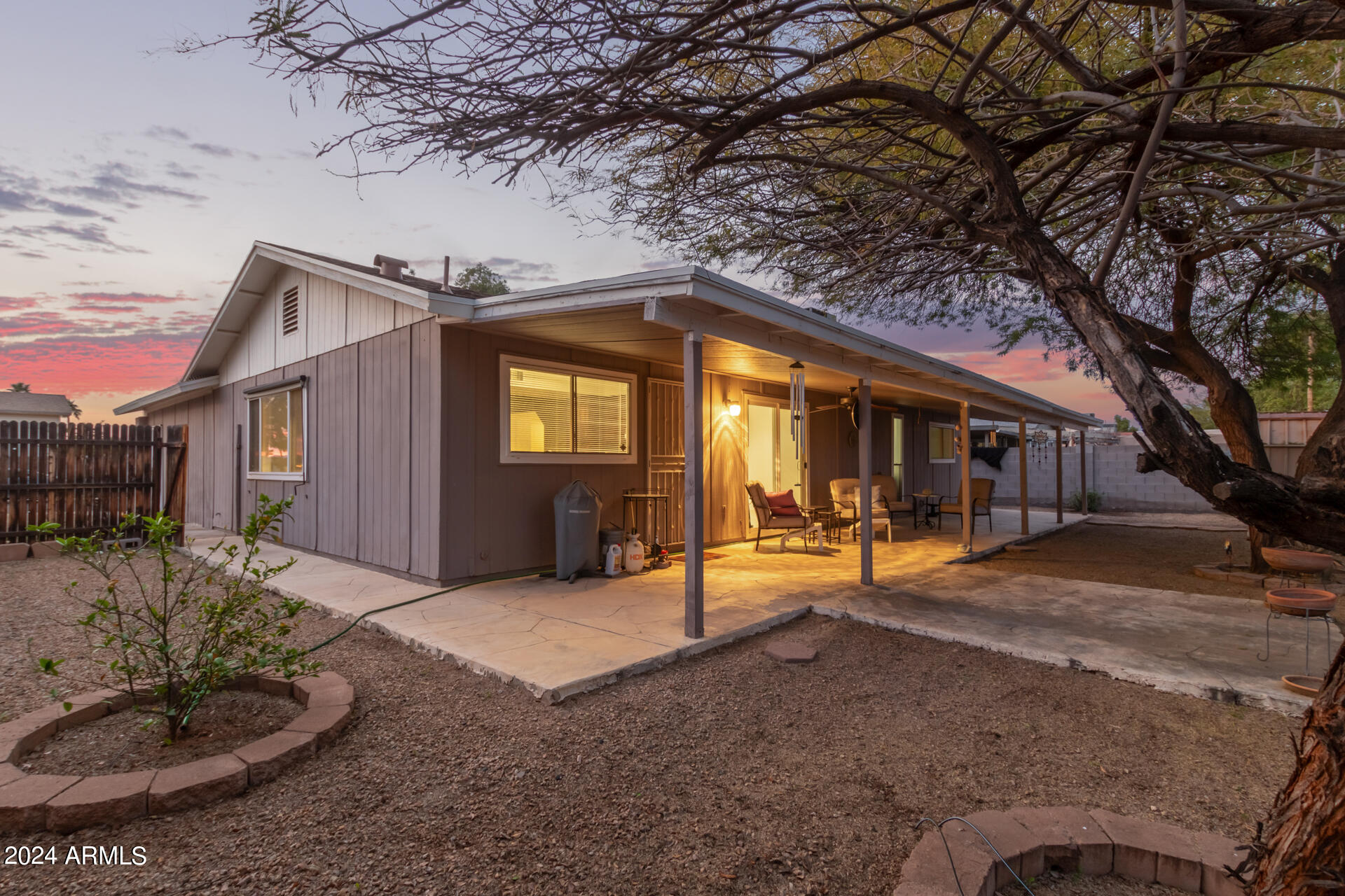 3039 S LONGMORE --