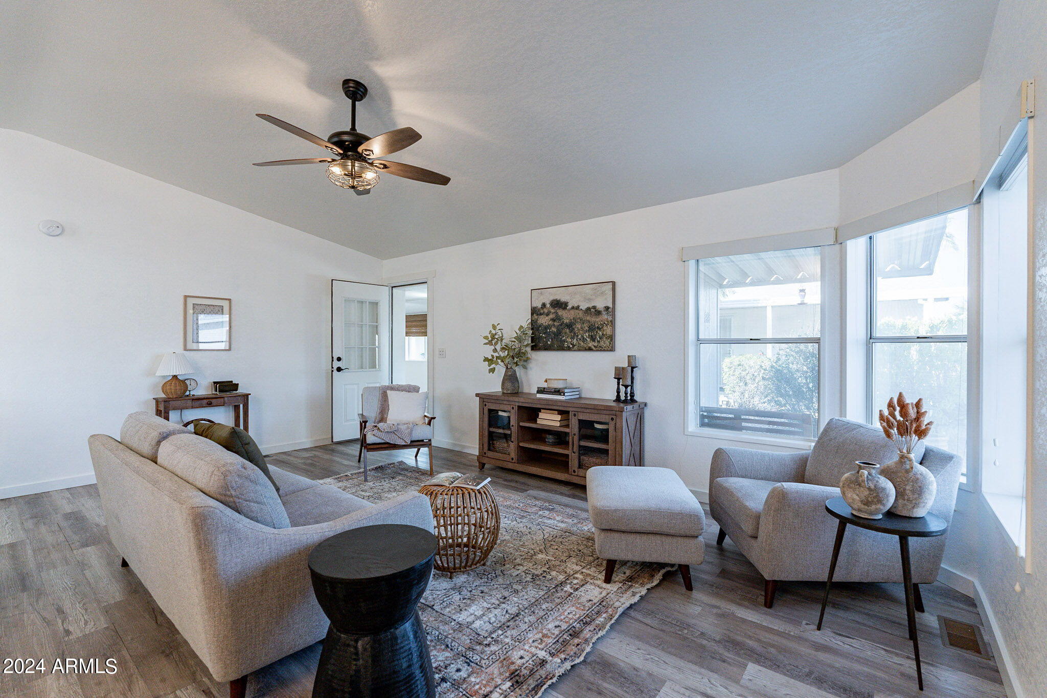 2400 E BASELINE Avenue # 295