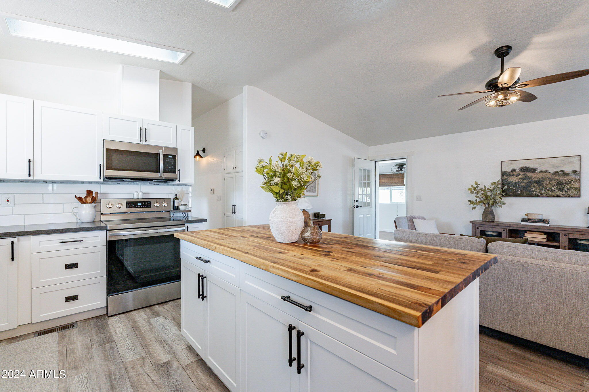2400 E BASELINE Avenue # 295