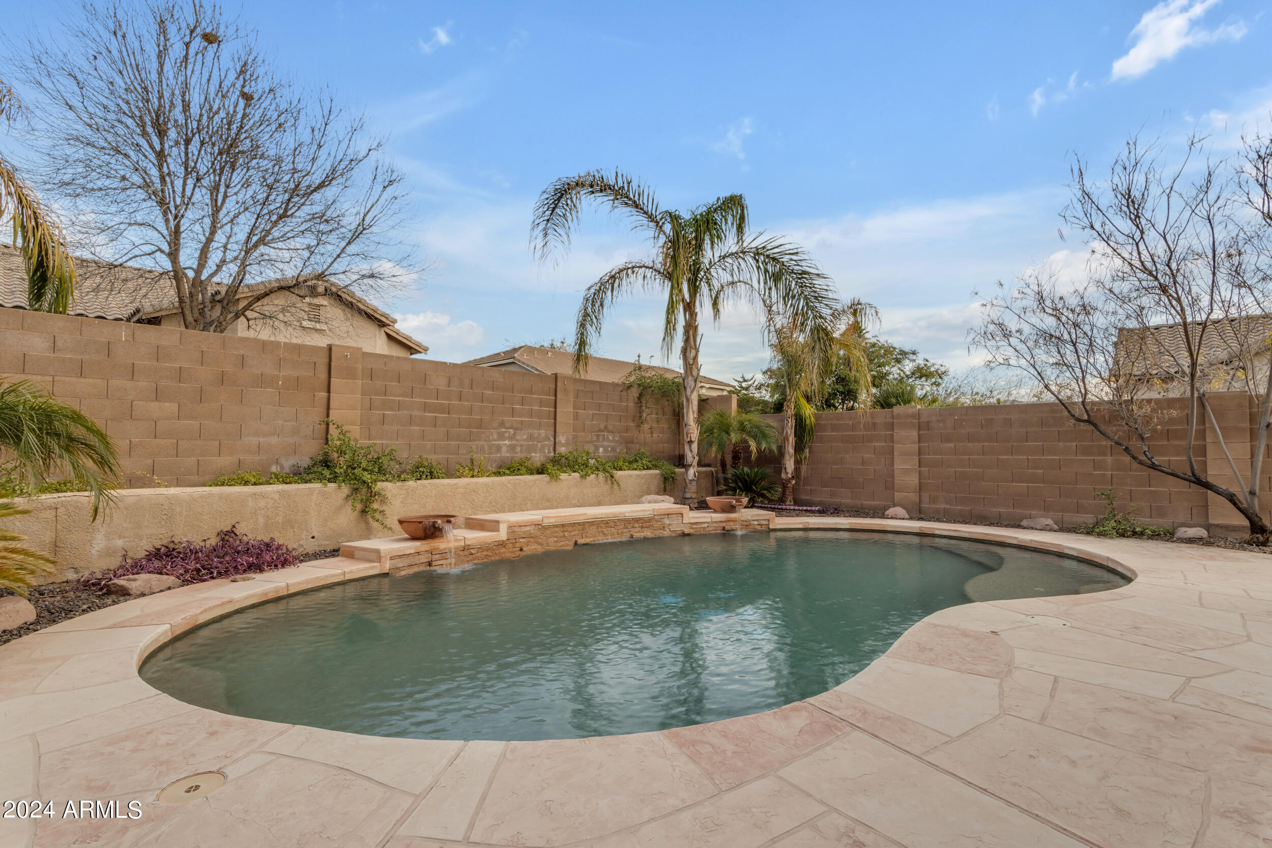 6065 S JOSLYN Lane