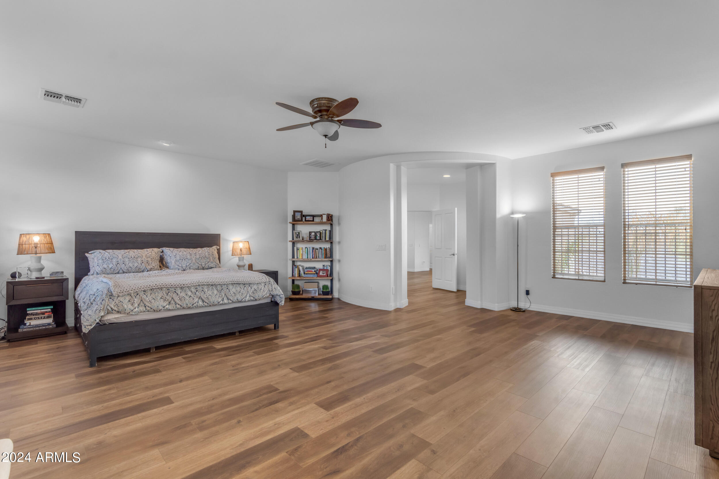6065 S JOSLYN Lane