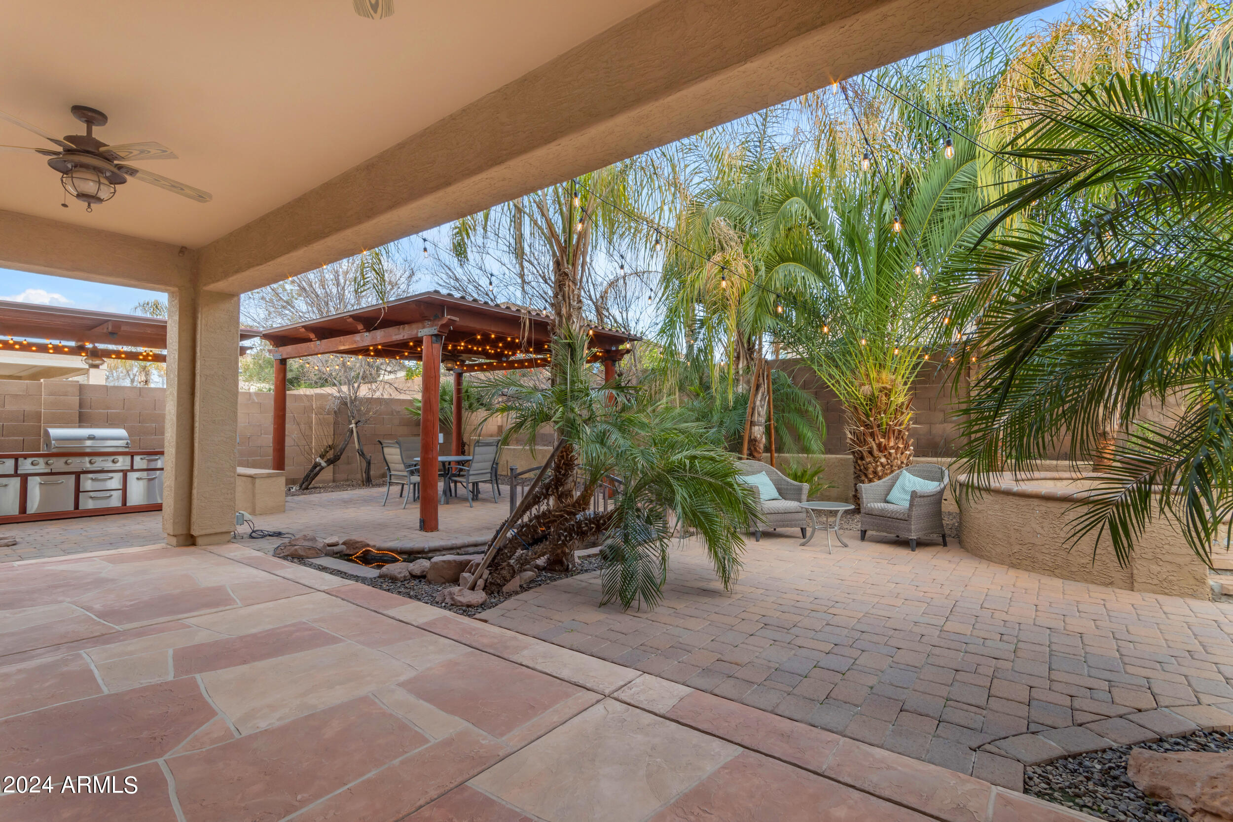 6065 S JOSLYN Lane