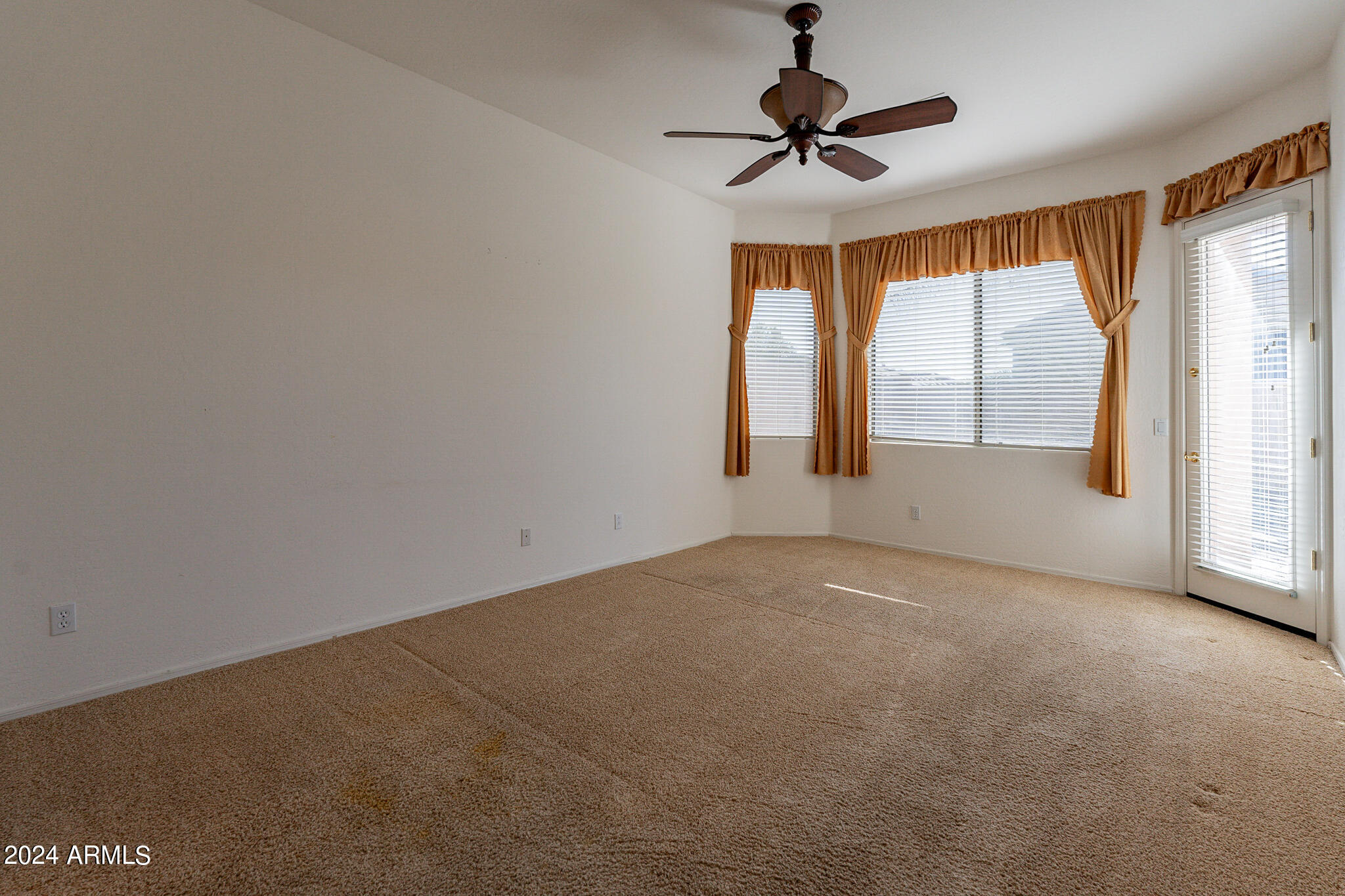 3001 W SILVER FOX Way