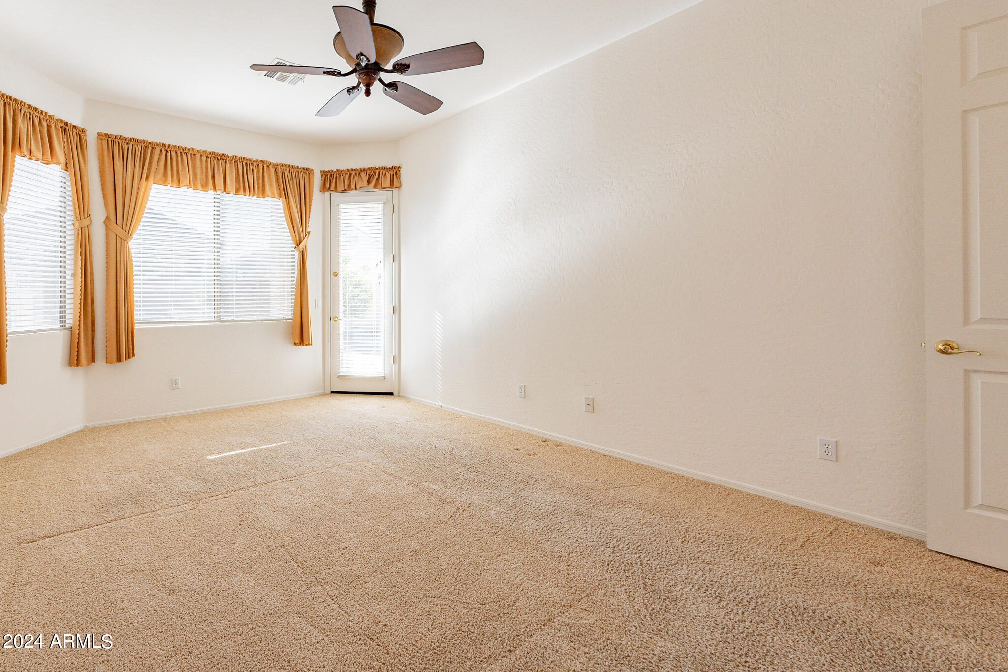 3001 W SILVER FOX Way