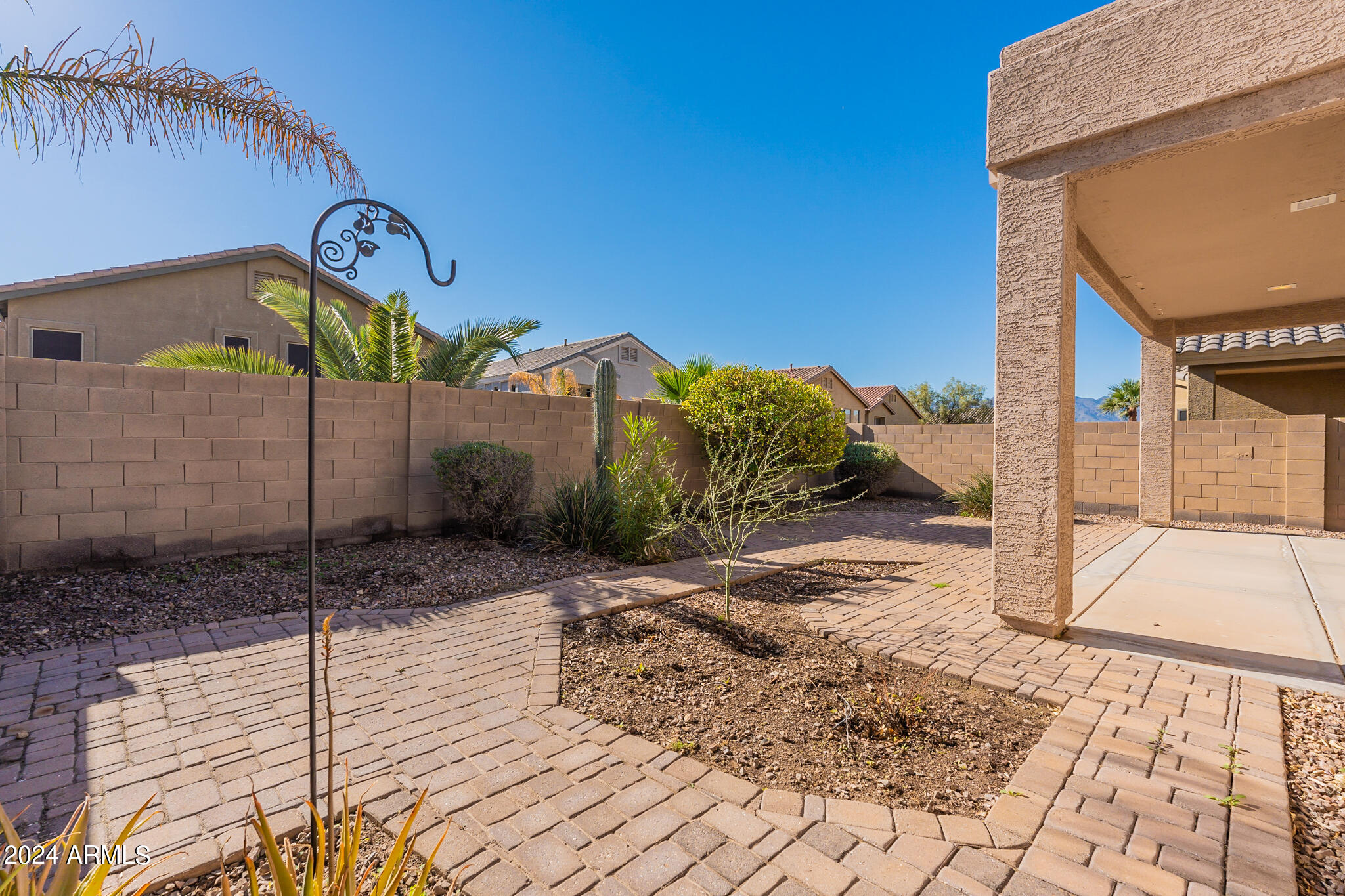 3001 W SILVER FOX Way