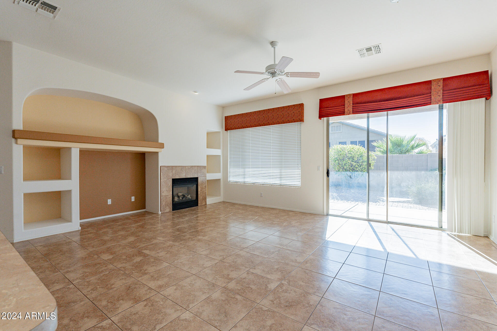3001 W SILVER FOX Way