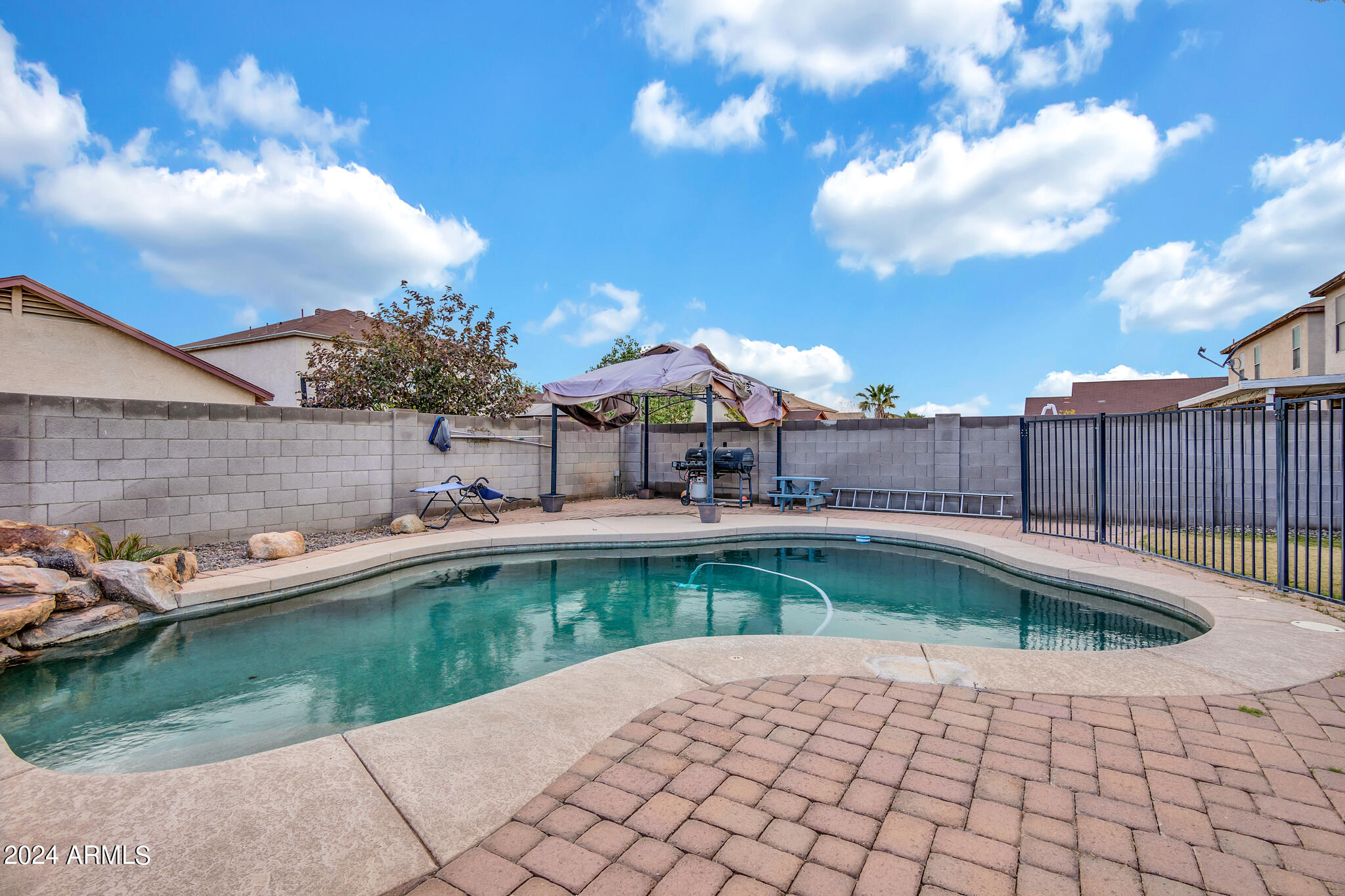 11529 W BLOOMFIELD Road