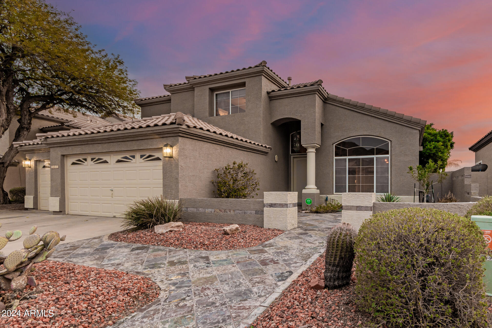 1613 W South Fork Drive