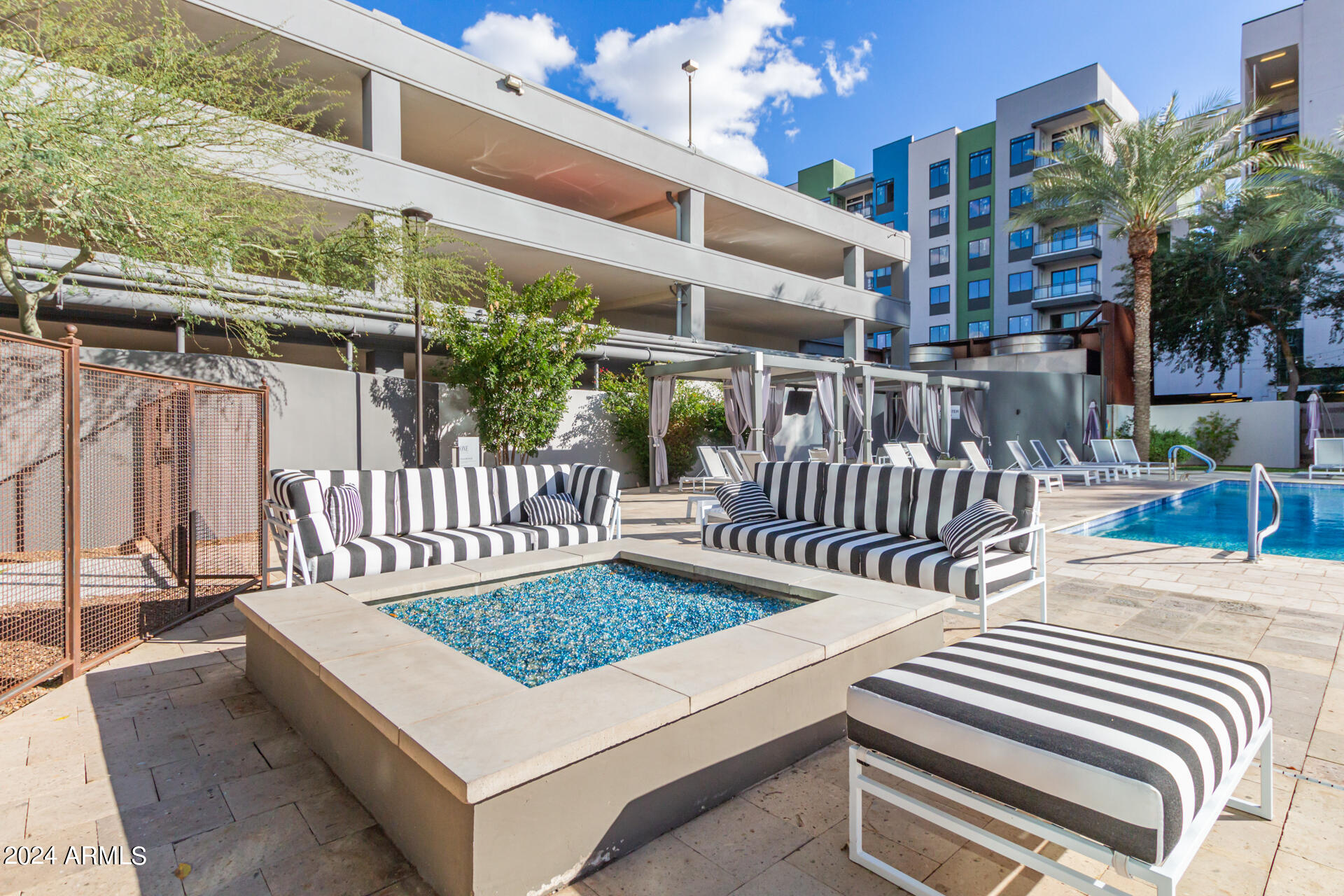 1 E LEXINGTON Avenue # 311