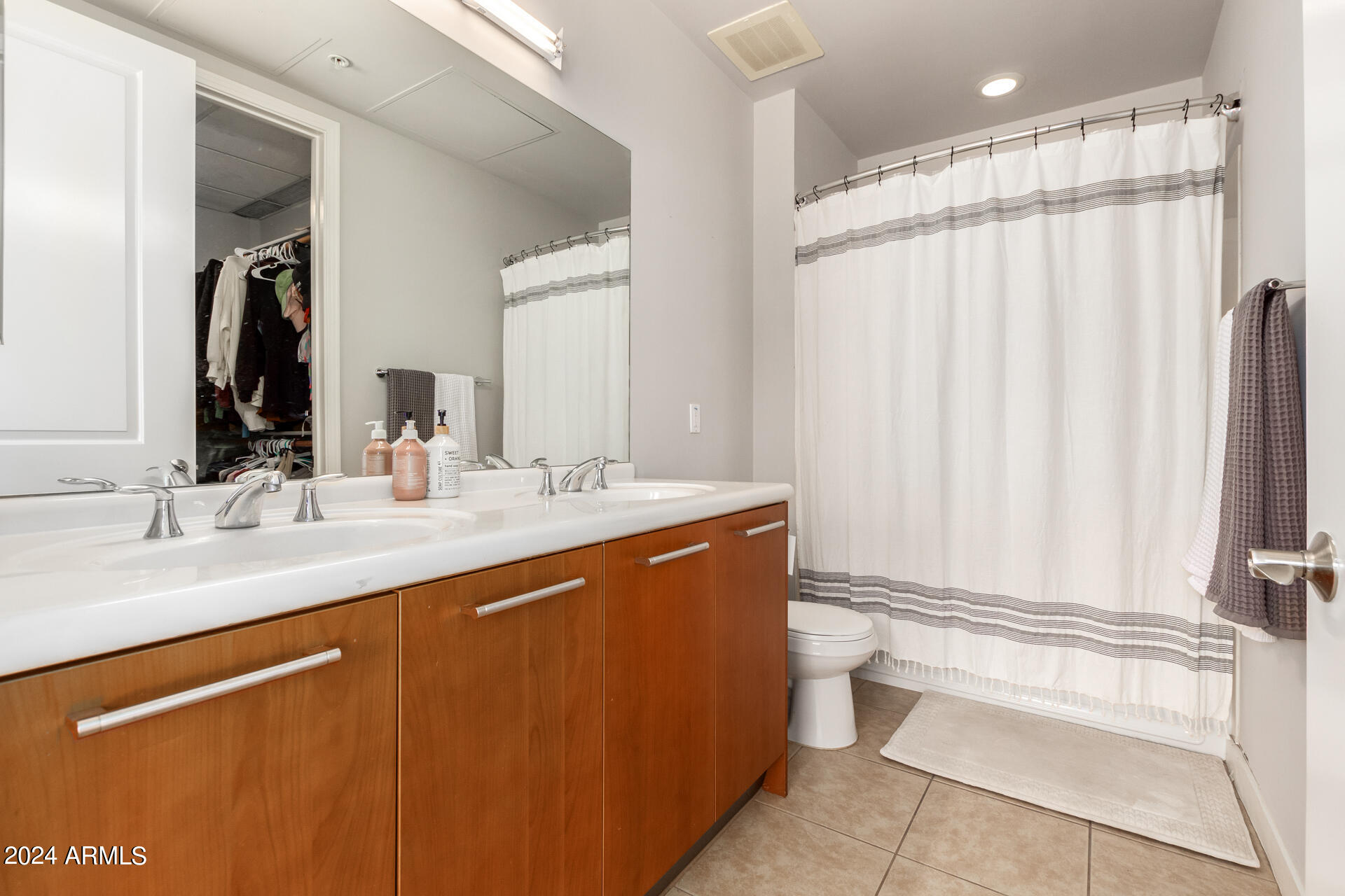 1 E LEXINGTON Avenue # 311